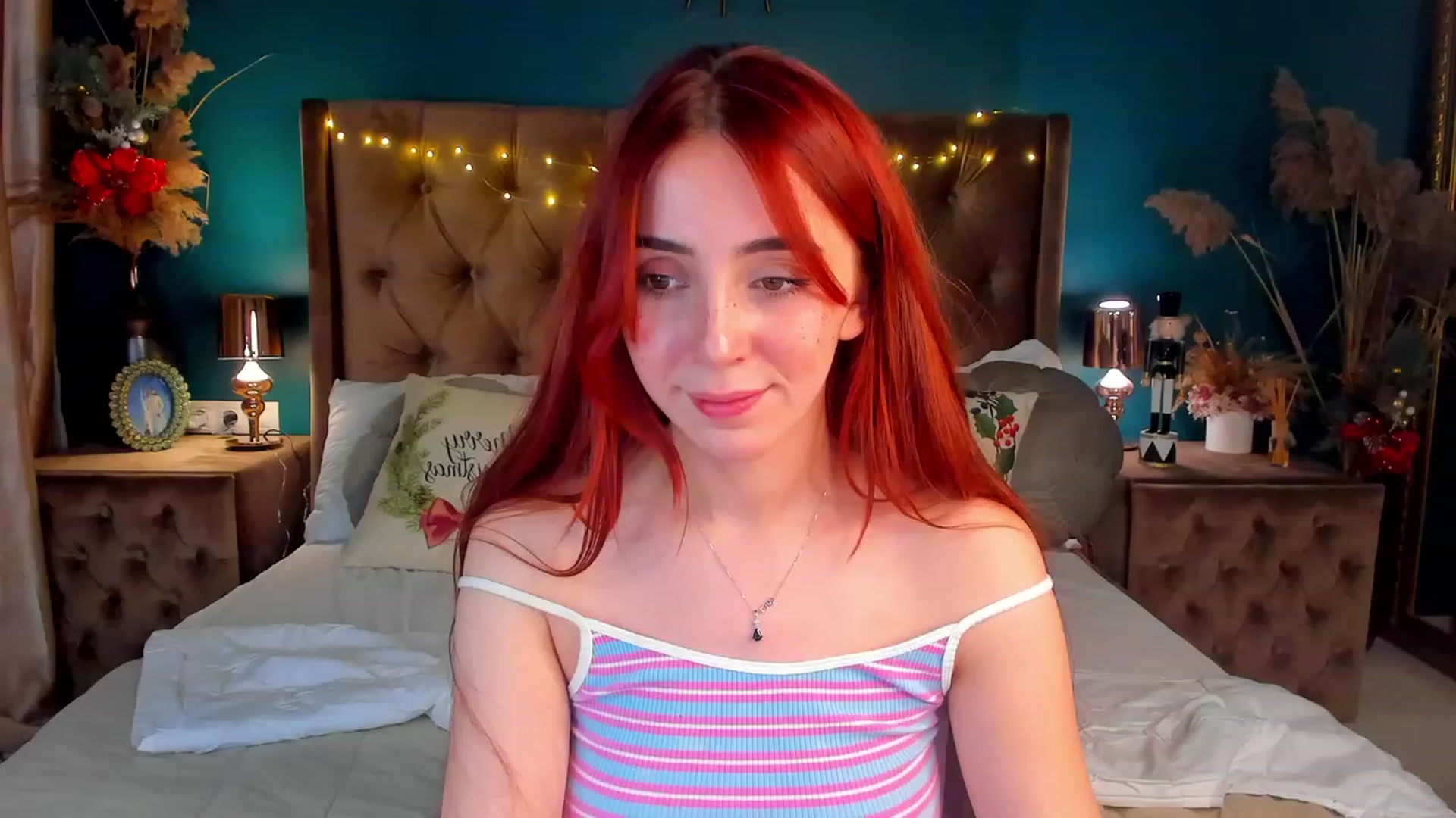 Gallery image thumbnail from ElsaYoung's myfreecams stream on, 01/12/2024, 15:05 image 11 of 20