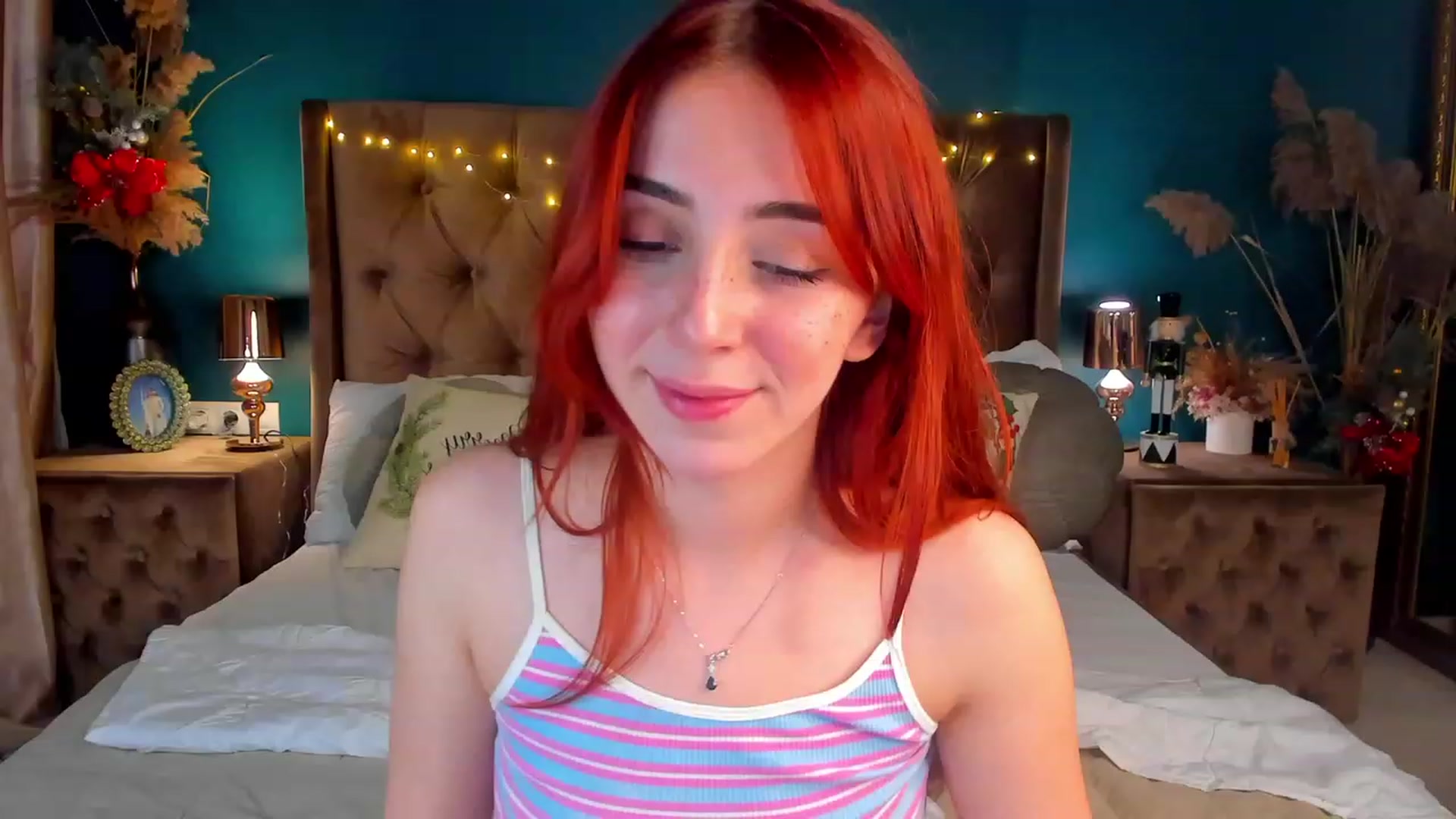 Gallery image thumbnail from ElsaYoung's myfreecams stream on, 01/12/2024, 15:05 image 10 of 20