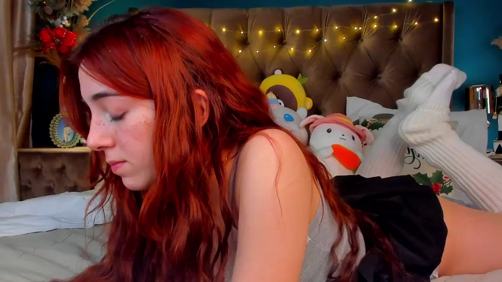 Gallery image thumbnail from ElsaYoung's myfreecams stream on, 01/14/2024, 16:49 image 6 of 20