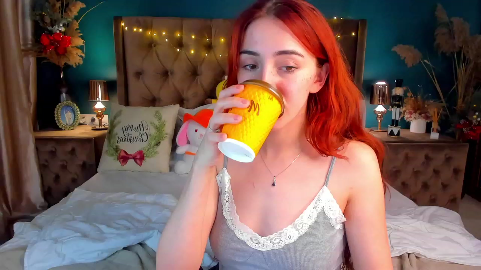 Gallery image thumbnail from ElsaYoung's myfreecams stream on, 01/15/2024, 24:01 image 13 of 20
