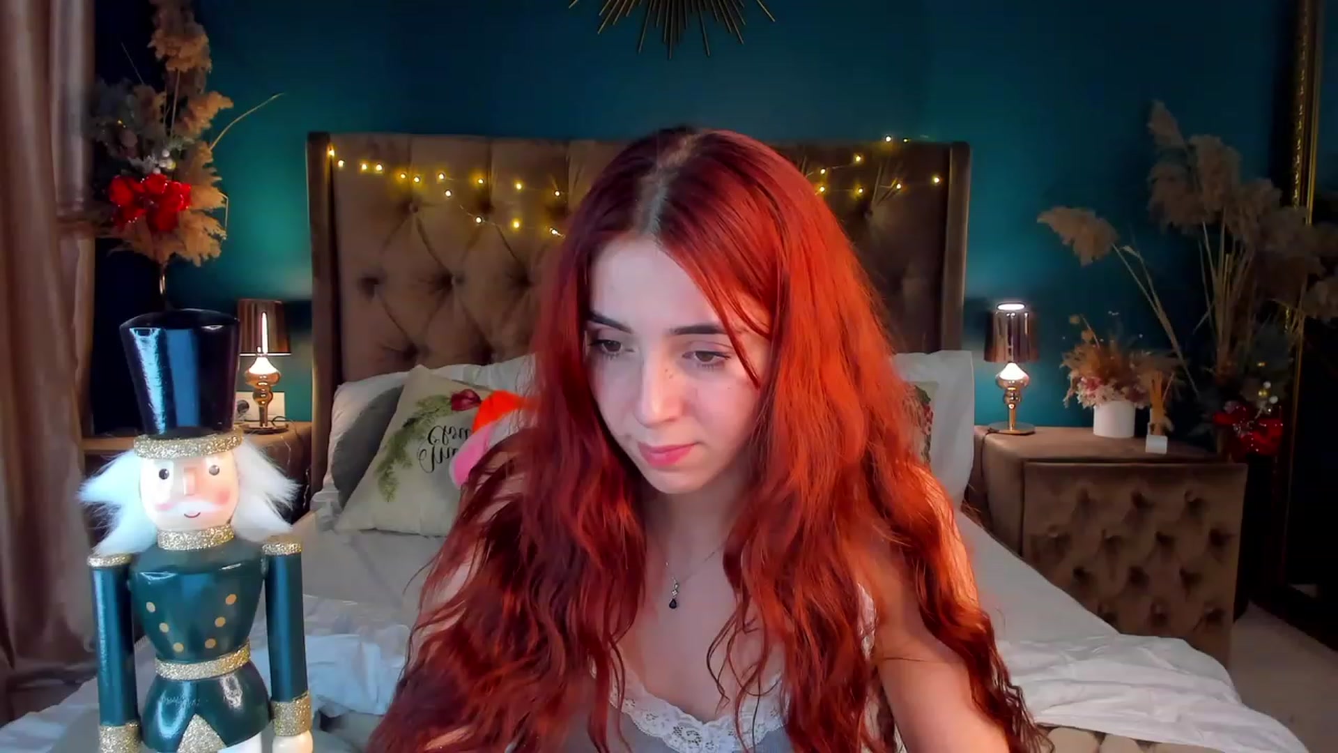 Gallery image thumbnail from ElsaYoung's myfreecams stream on, 01/15/2024, 03:28 image 12 of 20