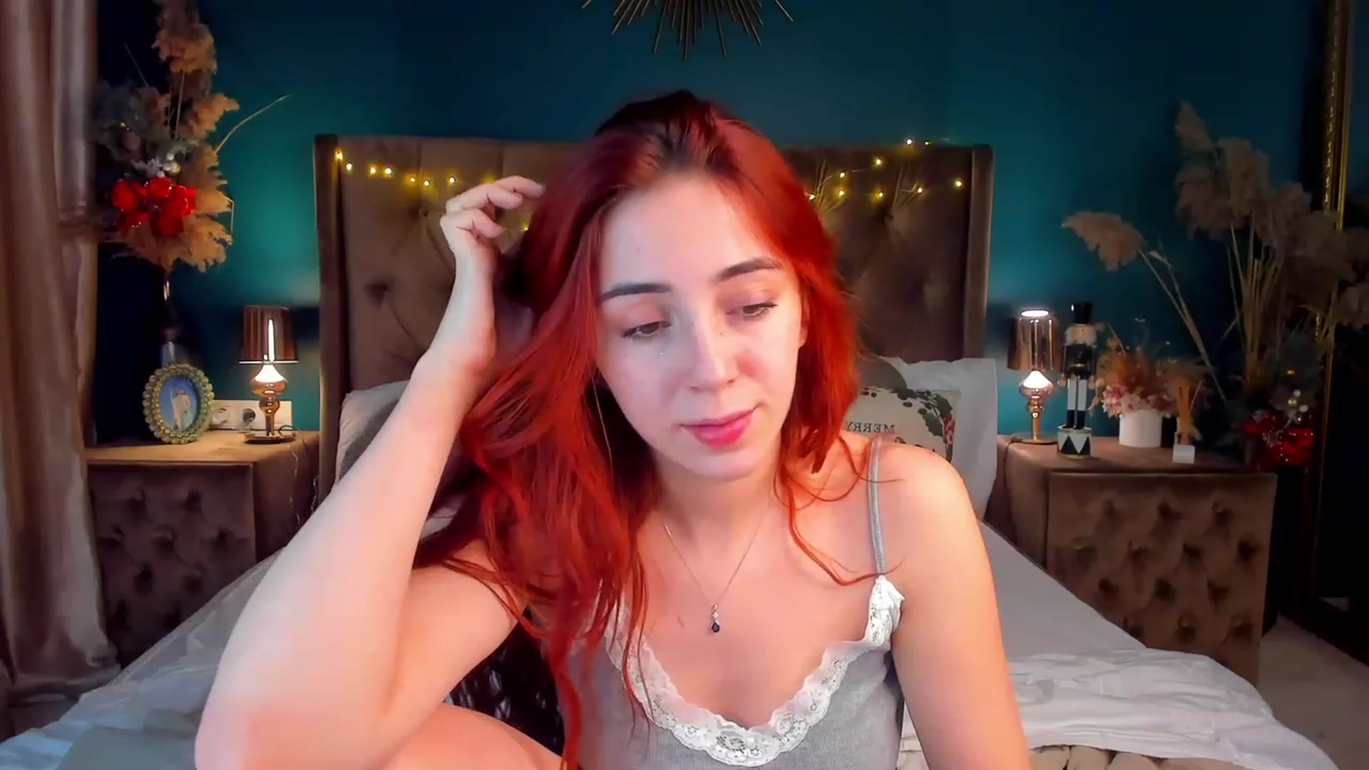Gallery image thumbnail from ElsaYoung's myfreecams stream on, 01/15/2024, 03:28 image 10 of 20