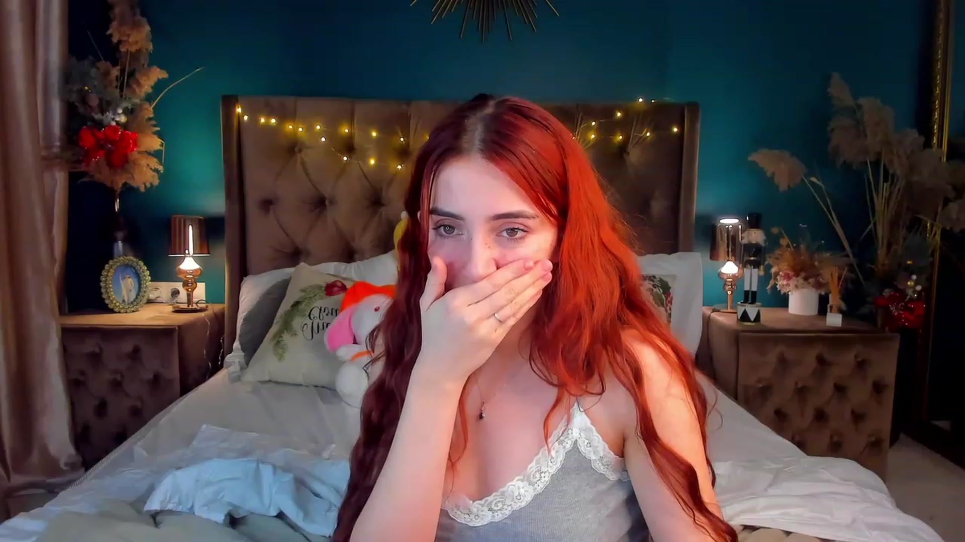 Gallery image thumbnail from ElsaYoung's myfreecams stream on, 01/15/2024, 03:28 image 16 of 20