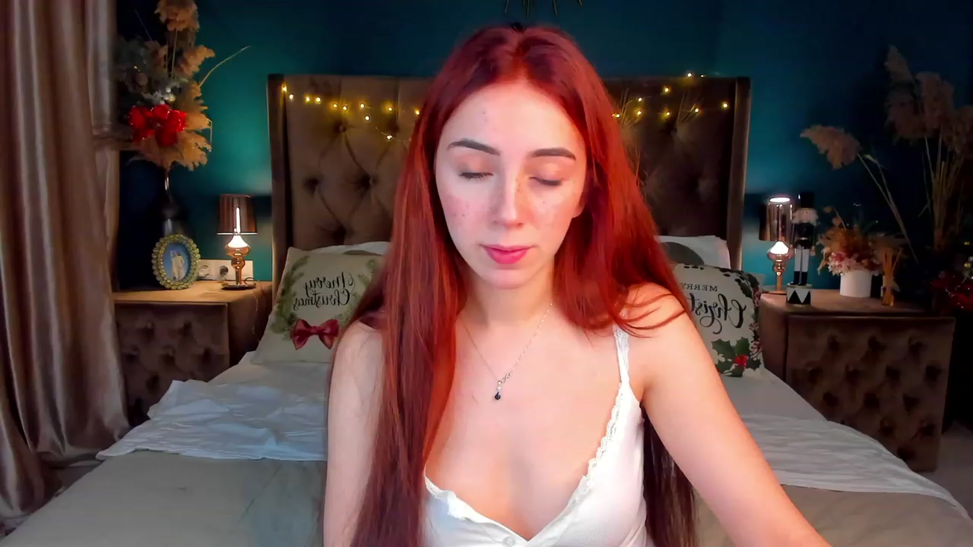 Gallery image thumbnail from ElsaYoung's myfreecams stream on, 01/15/2024, 21:07 image 18 of 20