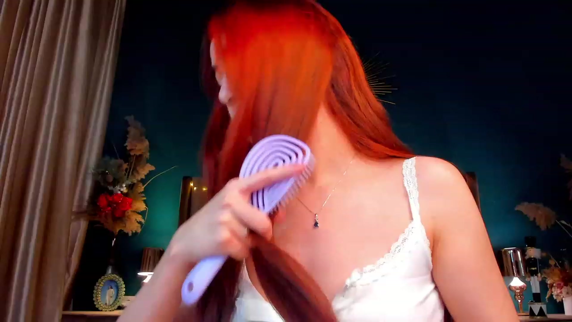 Gallery image thumbnail from ElsaYoung's myfreecams stream on, 01/16/2024, 02:44 image 14 of 20