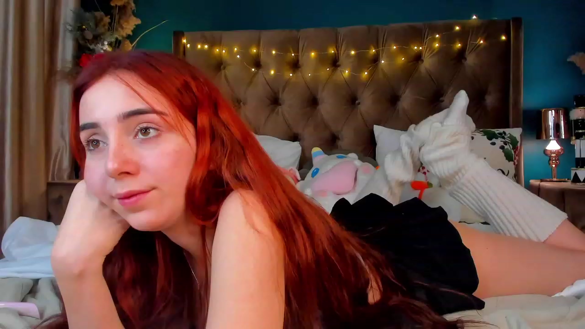 Gallery image thumbnail from ElsaYoung's myfreecams stream on, 01/19/2024, 02:35 image 4 of 20