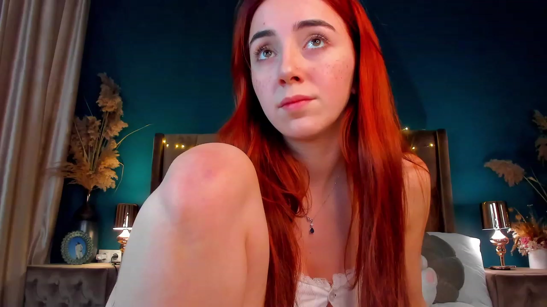 Gallery image thumbnail from ElsaYoung's myfreecams stream on, 01/22/2024, 01:21 image 13 of 20