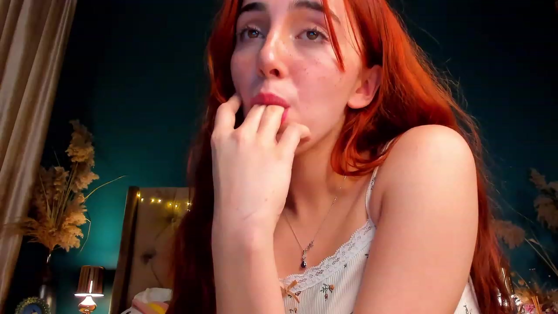 Gallery image thumbnail from ElsaYoung's myfreecams stream on, 01/25/2024, 18:07 image 15 of 20