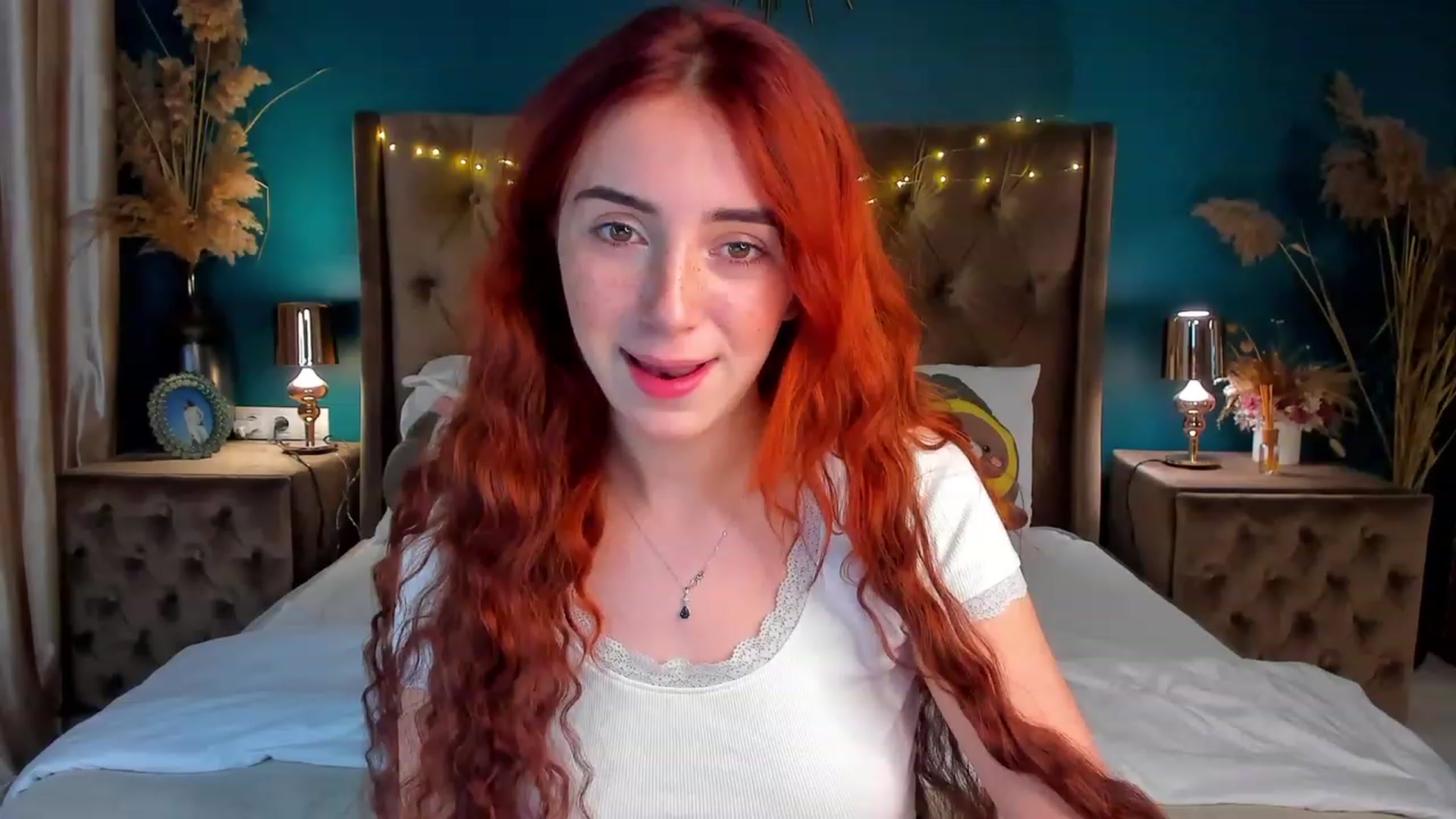 Gallery image thumbnail from ElsaYoung's myfreecams stream on, 01/27/2024, 06:04 image 3 of 20
