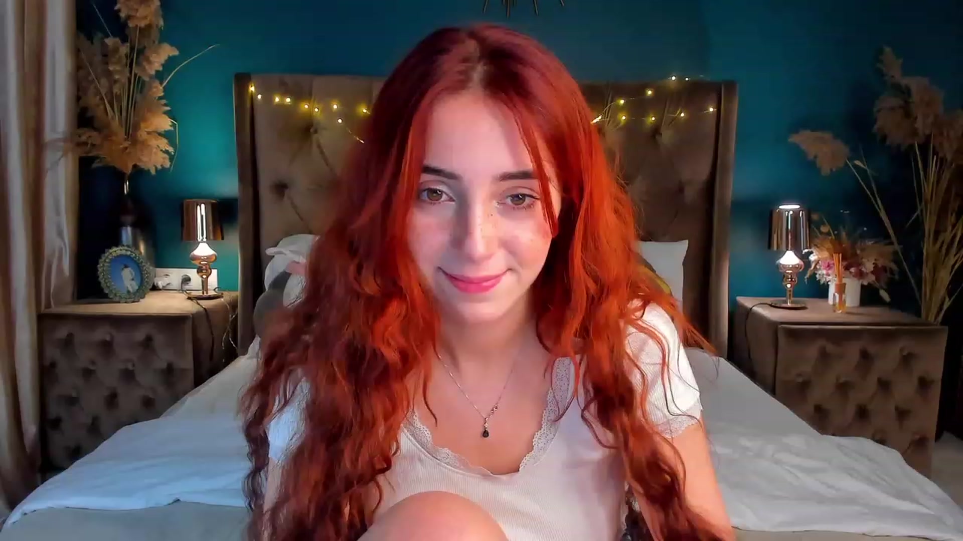 Gallery image thumbnail from ElsaYoung's myfreecams stream on, 01/27/2024, 06:04 image 7 of 20