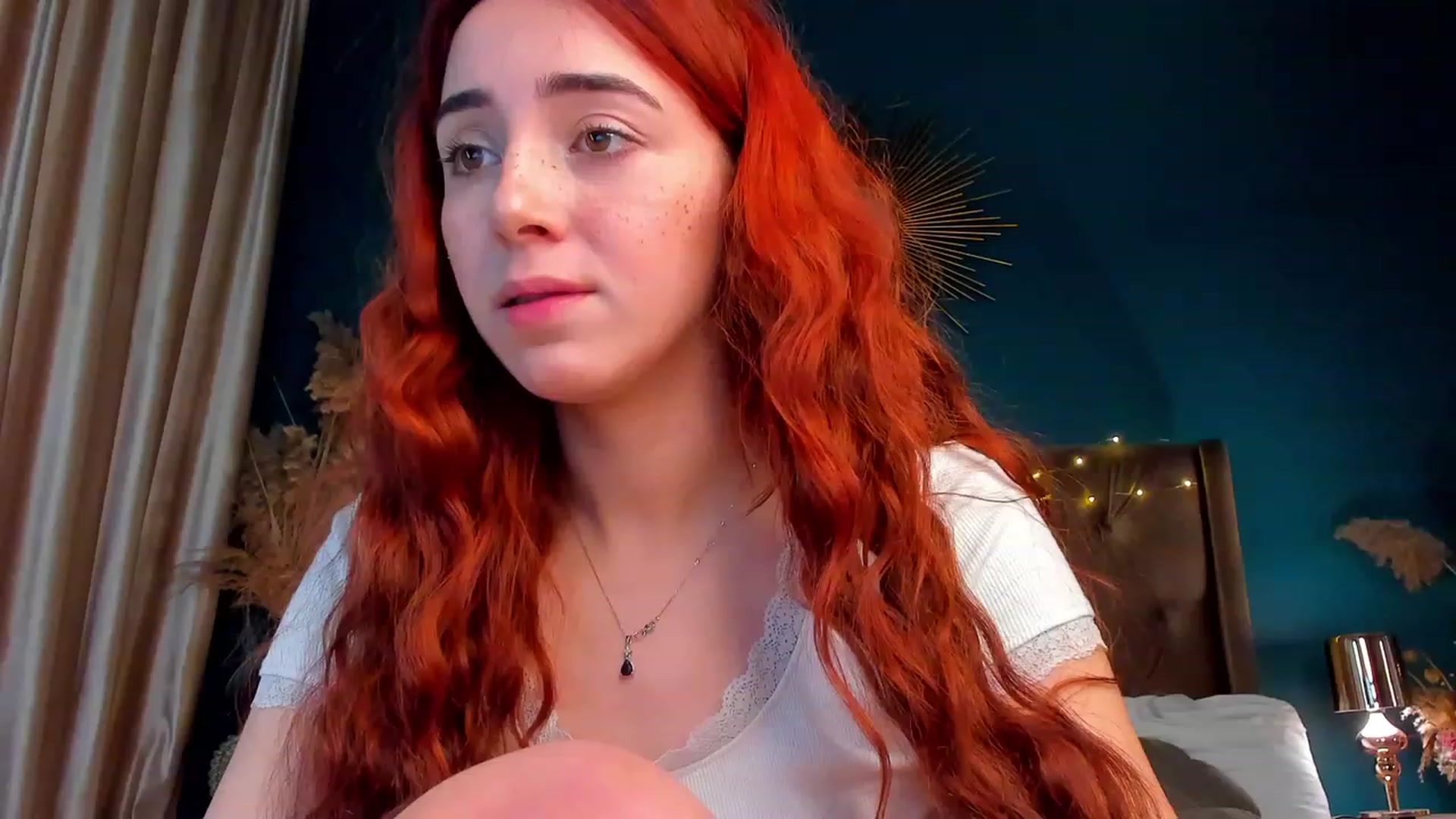 Gallery image thumbnail from ElsaYoung's myfreecams stream on, 01/27/2024, 07:49 image 17 of 20