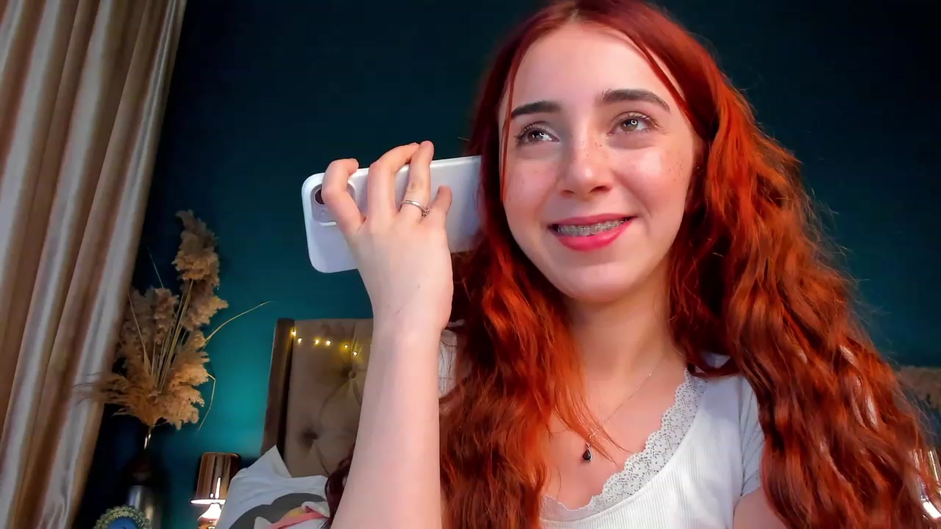 Gallery image thumbnail from ElsaYoung's myfreecams stream on, 01/27/2024, 11:40 image 17 of 20