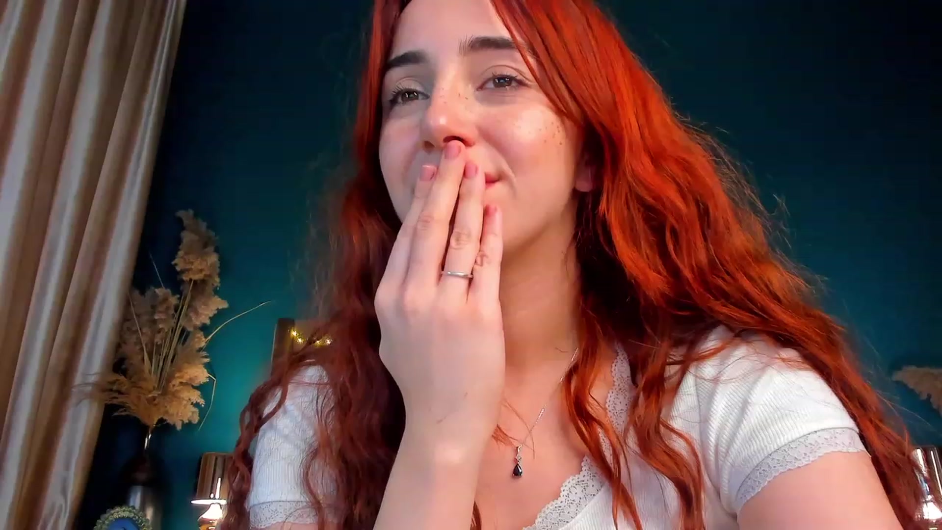 Gallery image thumbnail from ElsaYoung's myfreecams stream on, 01/27/2024, 11:40 image 16 of 20