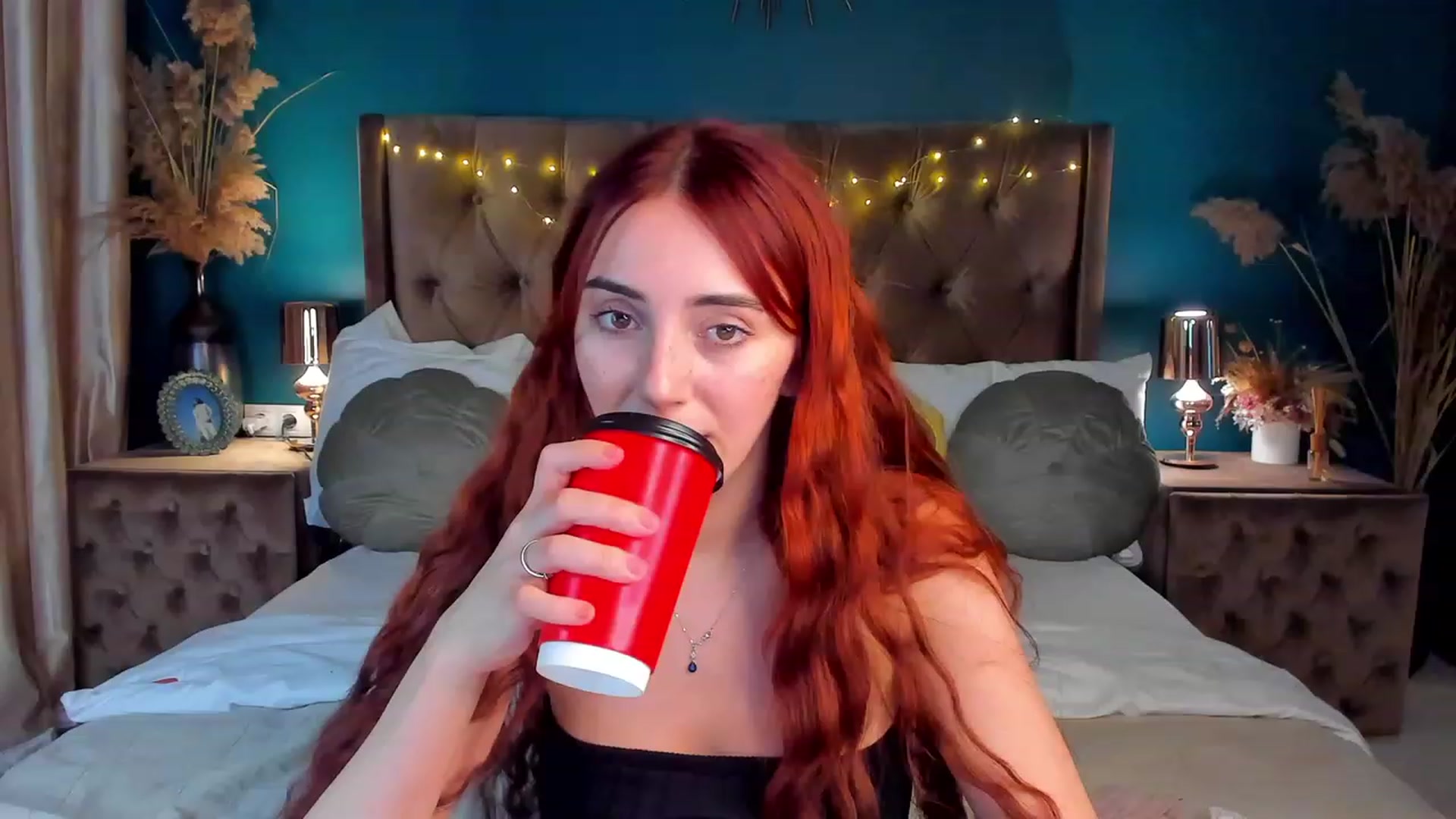 Gallery image thumbnail from ElsaYoung's myfreecams stream on, 01/27/2024, 20:34 image 15 of 20