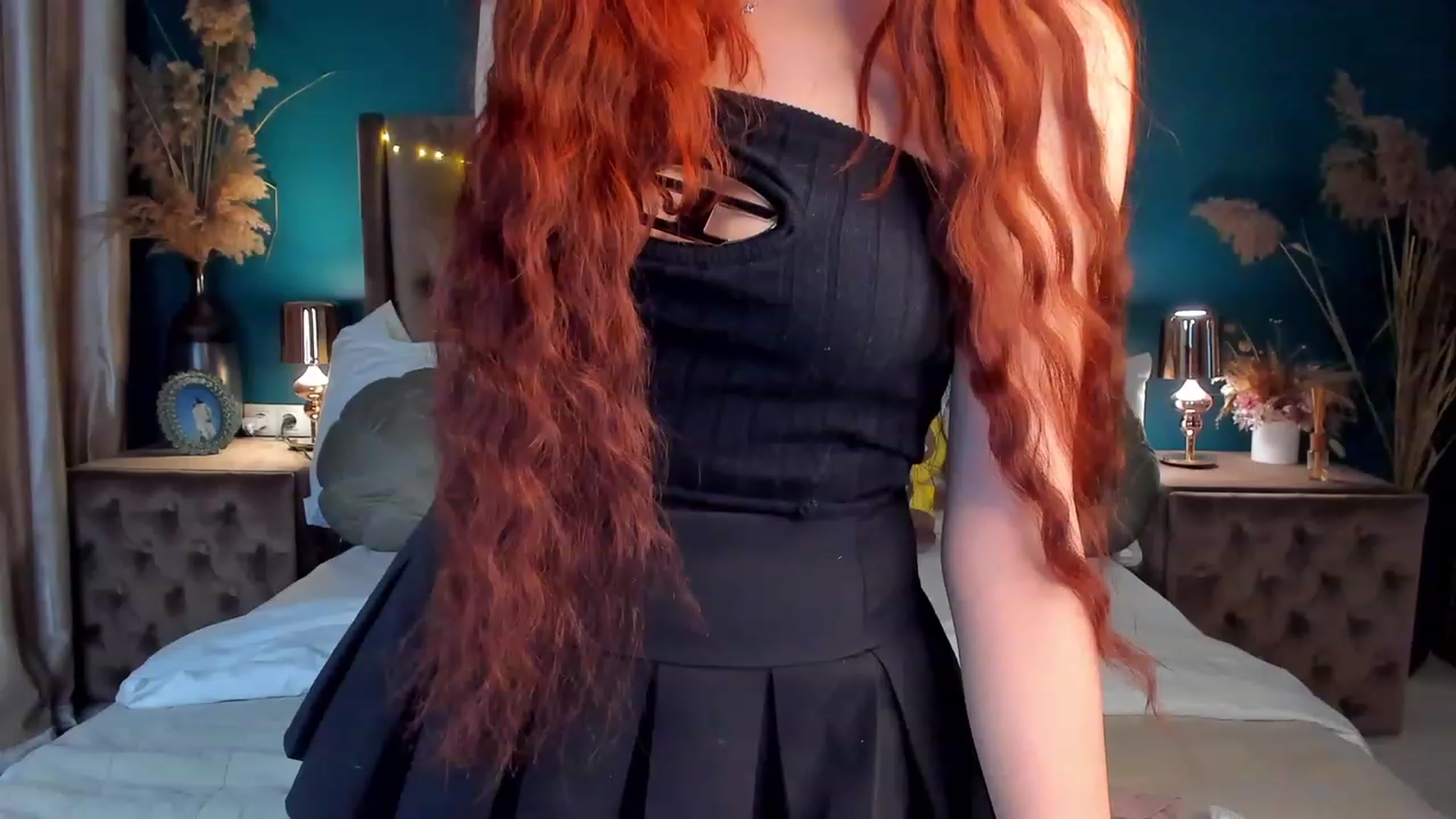 Gallery image thumbnail from ElsaYoung's myfreecams stream on, 01/27/2024, 20:34 image 17 of 20