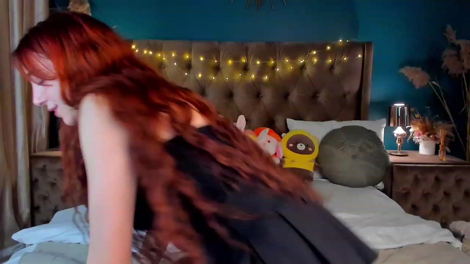 Gallery image thumbnail from ElsaYoung's myfreecams stream on, 01/27/2024, 22:28 image 1 of 20