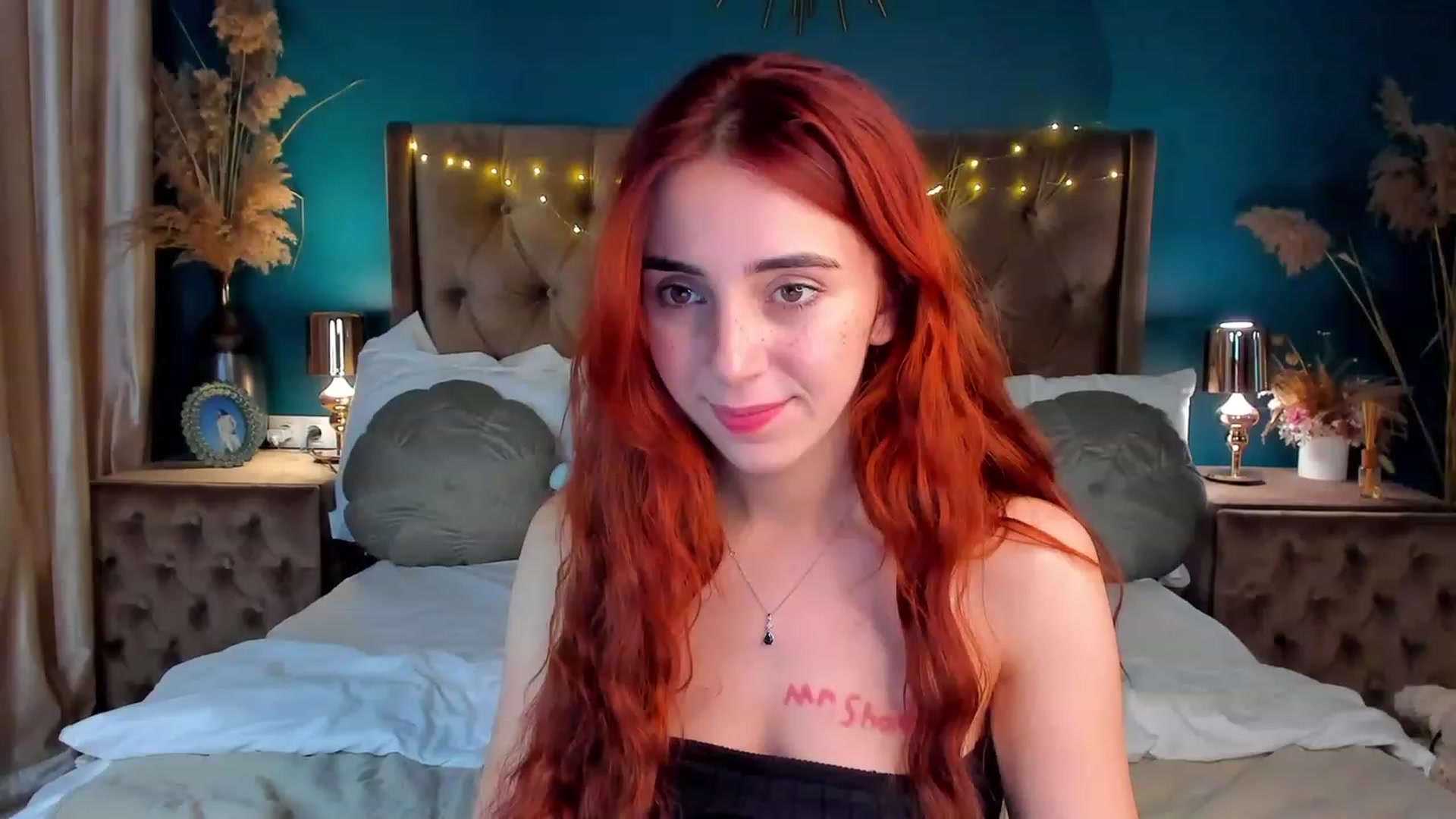 Gallery image thumbnail from ElsaYoung's myfreecams stream on, 01/27/2024, 22:28 image 17 of 20