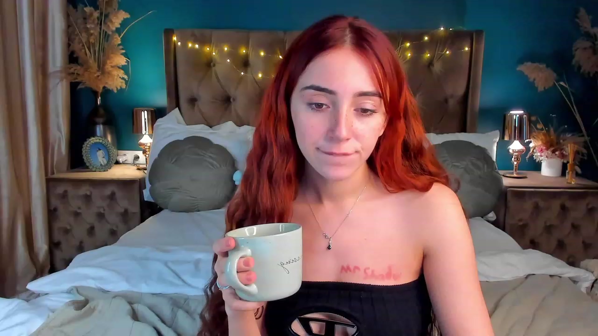 Gallery image thumbnail from ElsaYoung's myfreecams stream on, 01/27/2024, 23:26 image 13 of 20