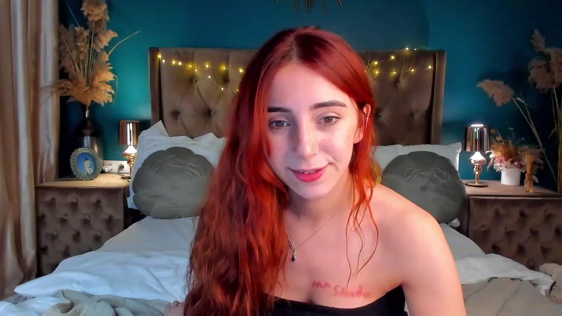 Gallery image thumbnail from ElsaYoung's myfreecams stream on, 01/27/2024, 23:26 image 11 of 20