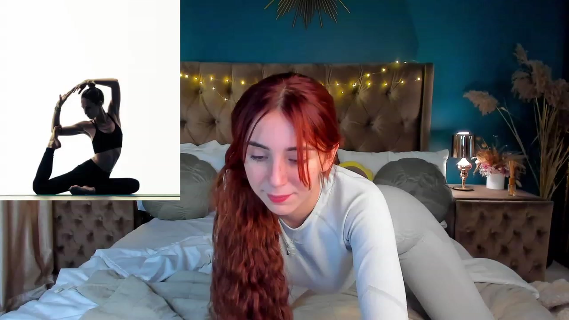Gallery image thumbnail from ElsaYoung's myfreecams stream on, 01/28/2024, 24:21 image 12 of 20