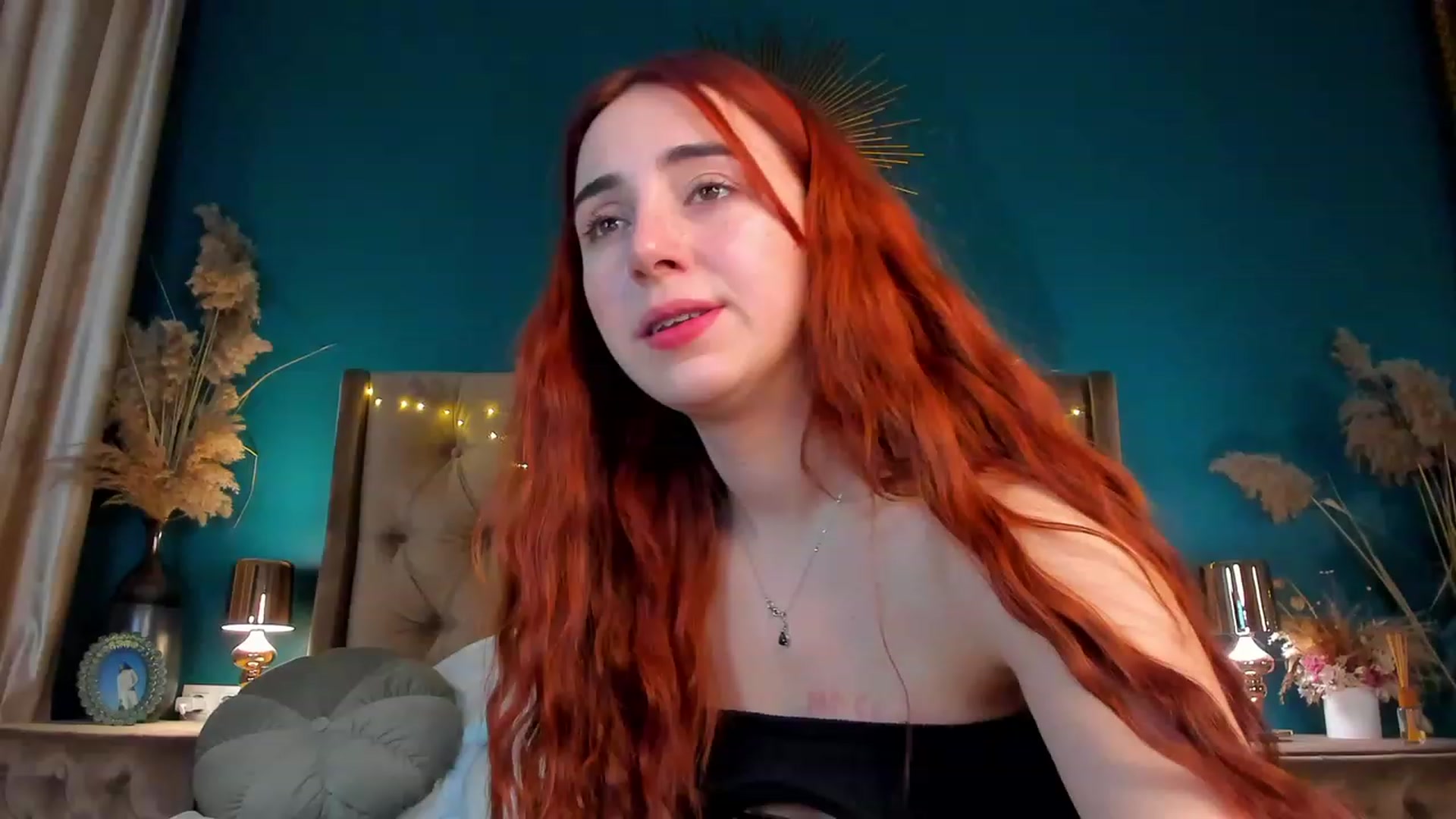 Gallery image thumbnail from ElsaYoung's myfreecams stream on, 01/28/2024, 02:52 image 12 of 20