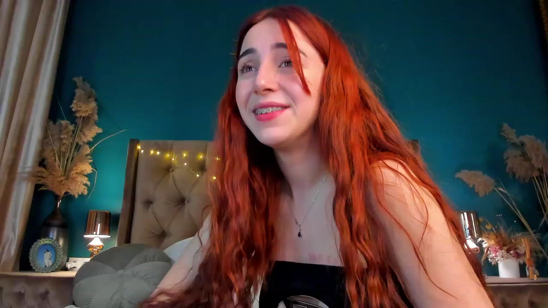 Gallery image thumbnail from ElsaYoung's myfreecams stream on, 01/28/2024, 02:52 image 11 of 20