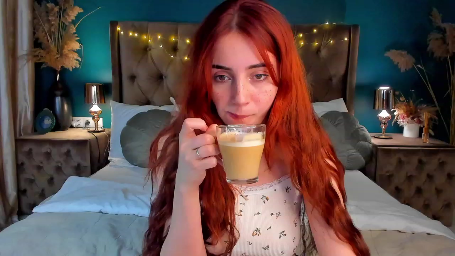 Gallery image thumbnail from ElsaYoung's myfreecams stream on, 01/28/2024, 20:52 image 15 of 20