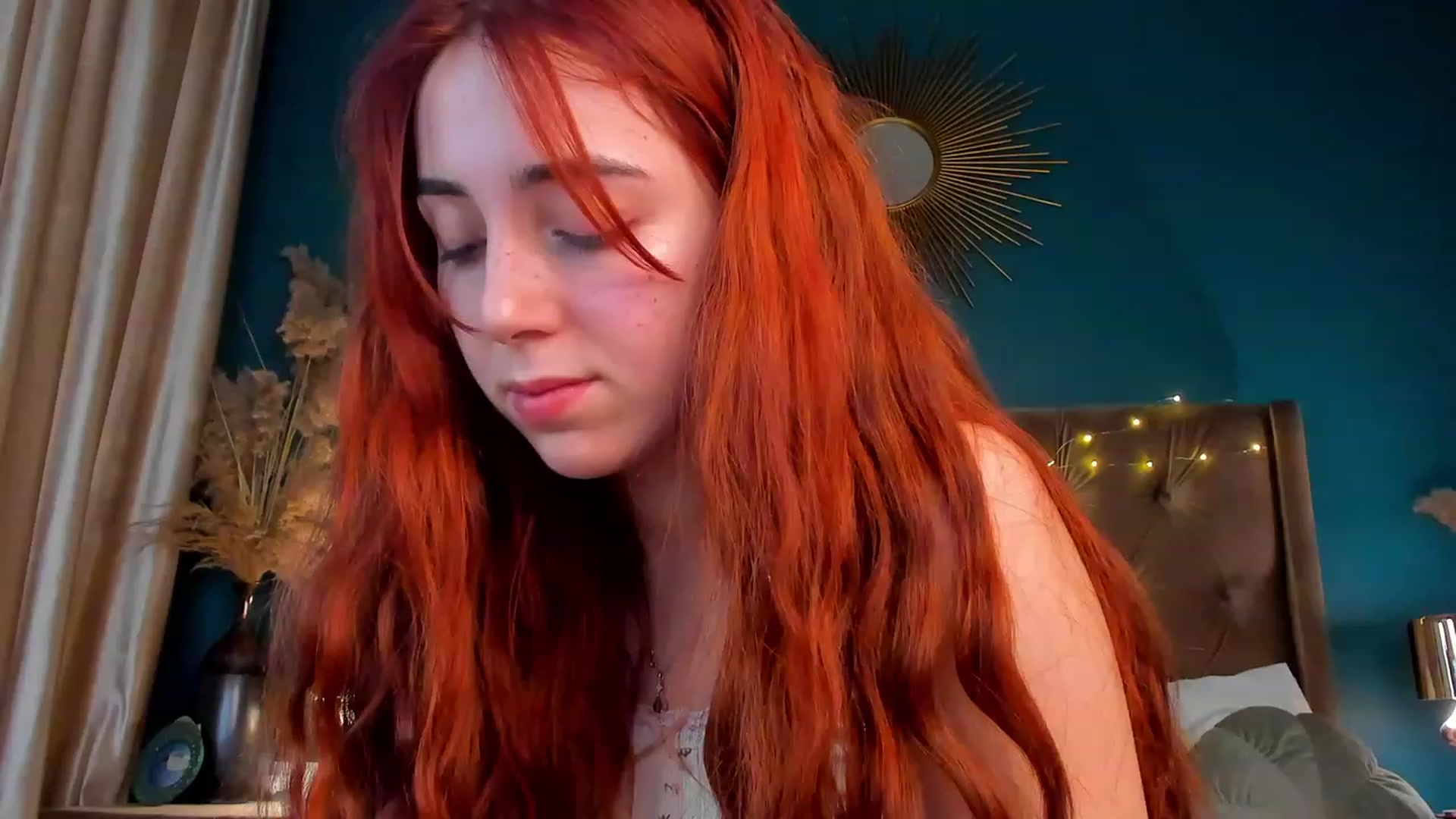 Gallery image thumbnail from ElsaYoung's myfreecams stream on, 01/29/2024, 04:33 image 13 of 20