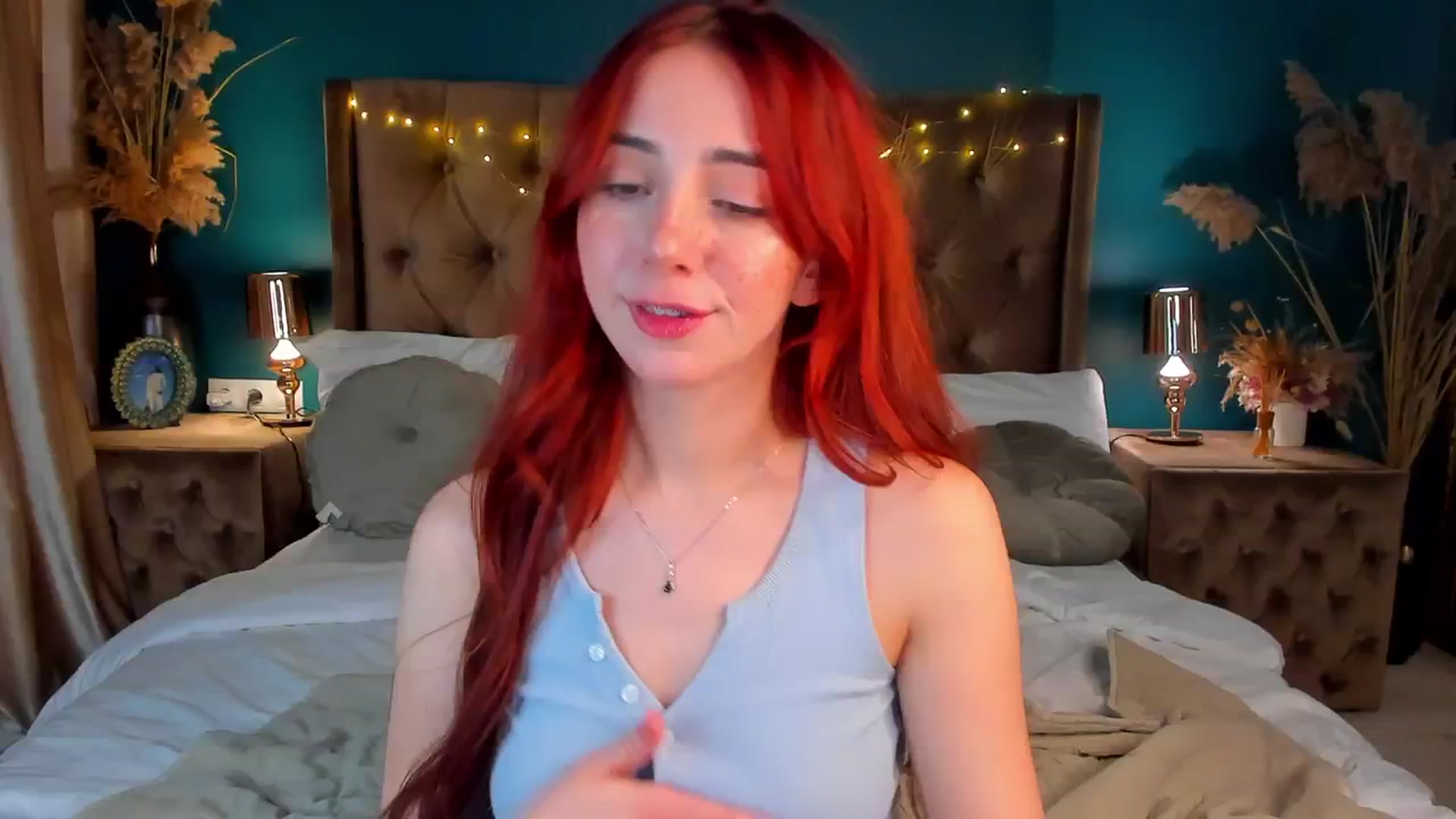 Gallery image thumbnail from ElsaYoung's myfreecams stream on, 02/04/2024, 24:28 image 3 of 20