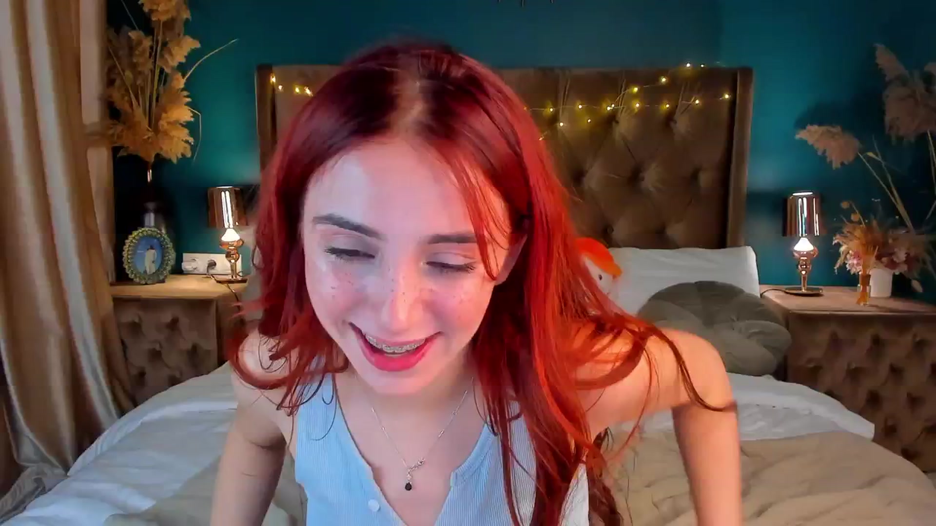 Gallery image thumbnail from ElsaYoung's myfreecams stream on, 02/04/2024, 01:01 image 11 of 20