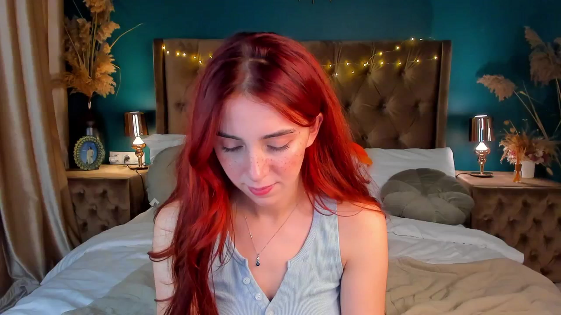 Gallery image thumbnail from ElsaYoung's myfreecams stream on, 02/04/2024, 01:01 image 19 of 20