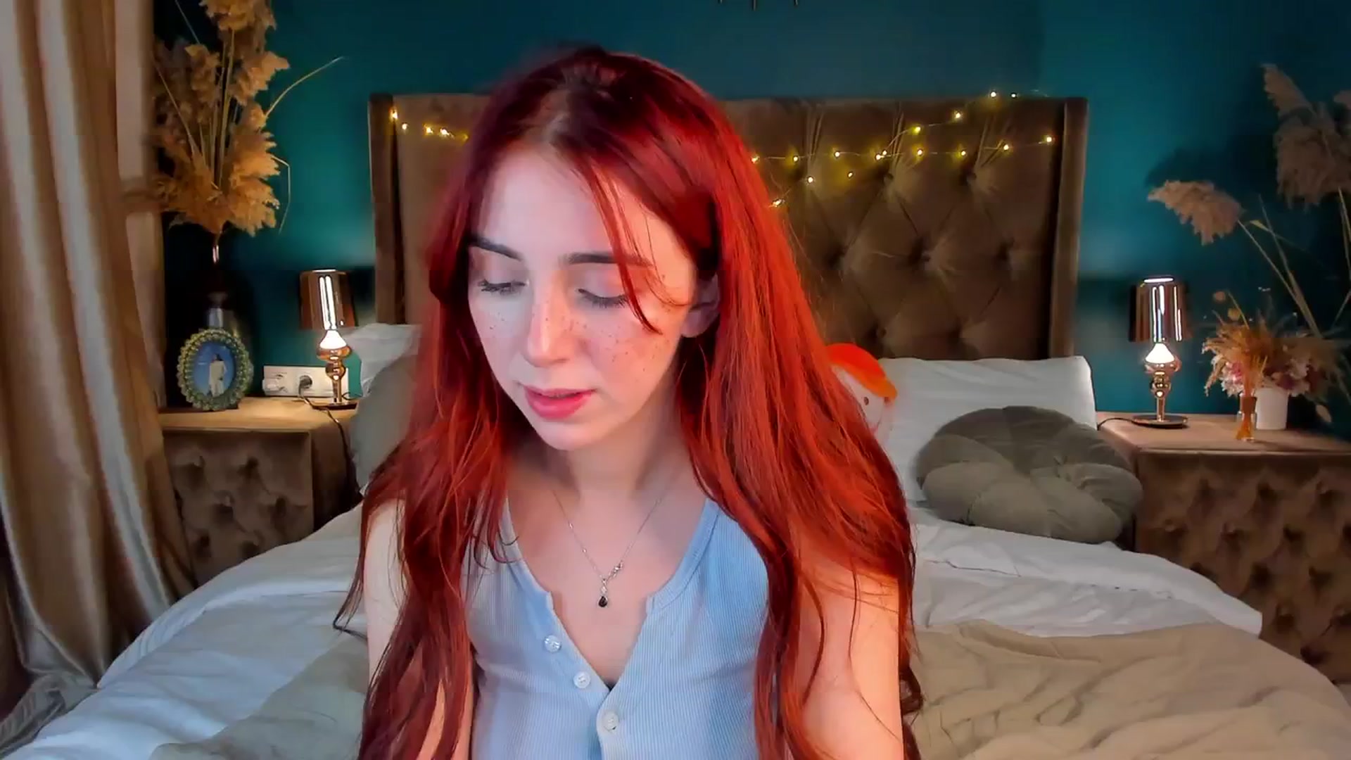 Gallery image thumbnail from ElsaYoung's myfreecams stream on, 02/04/2024, 01:01 image 15 of 20