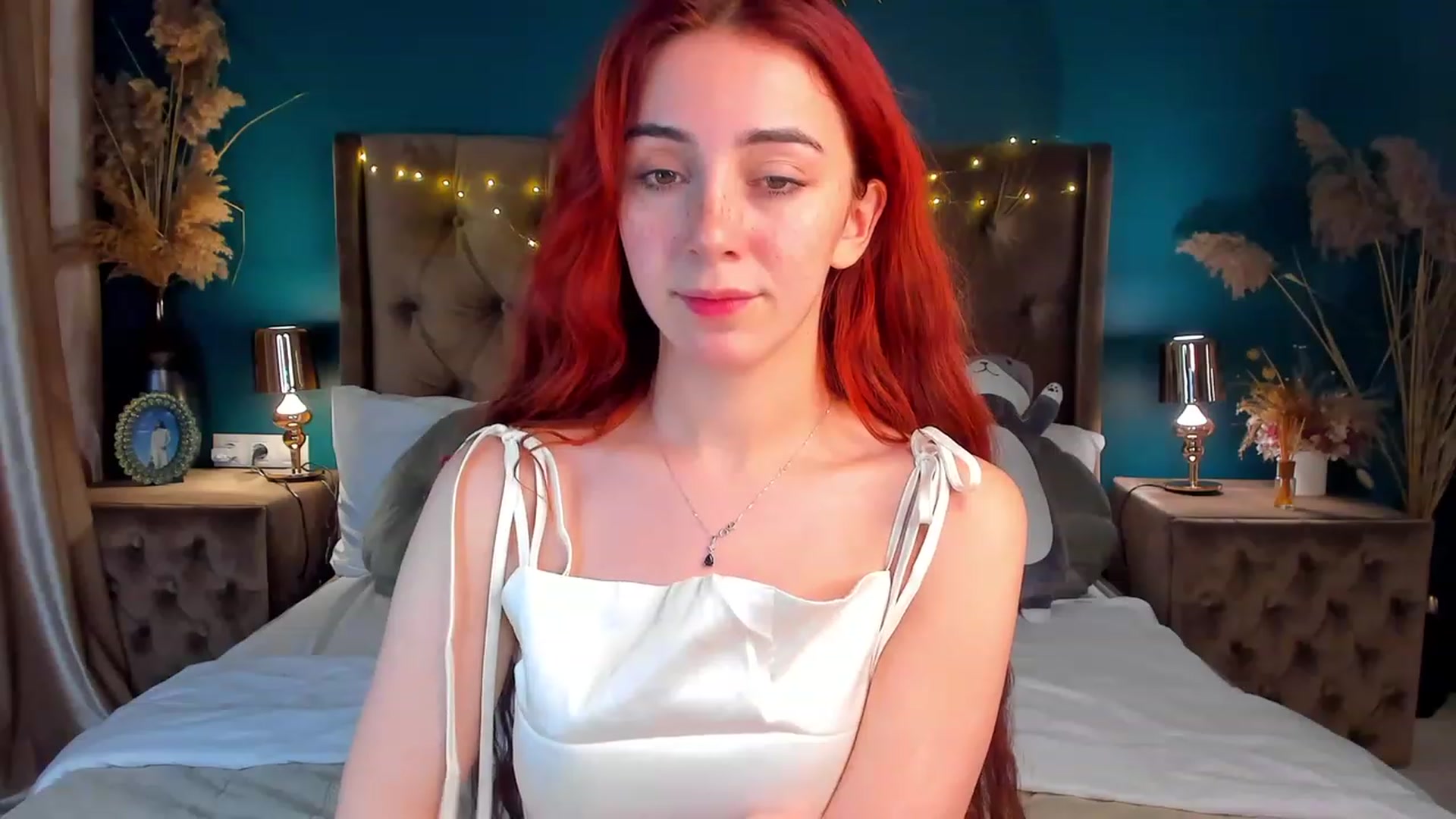 Gallery image thumbnail from ElsaYoung's myfreecams stream on, 02/04/2024, 20:43 image 17 of 20