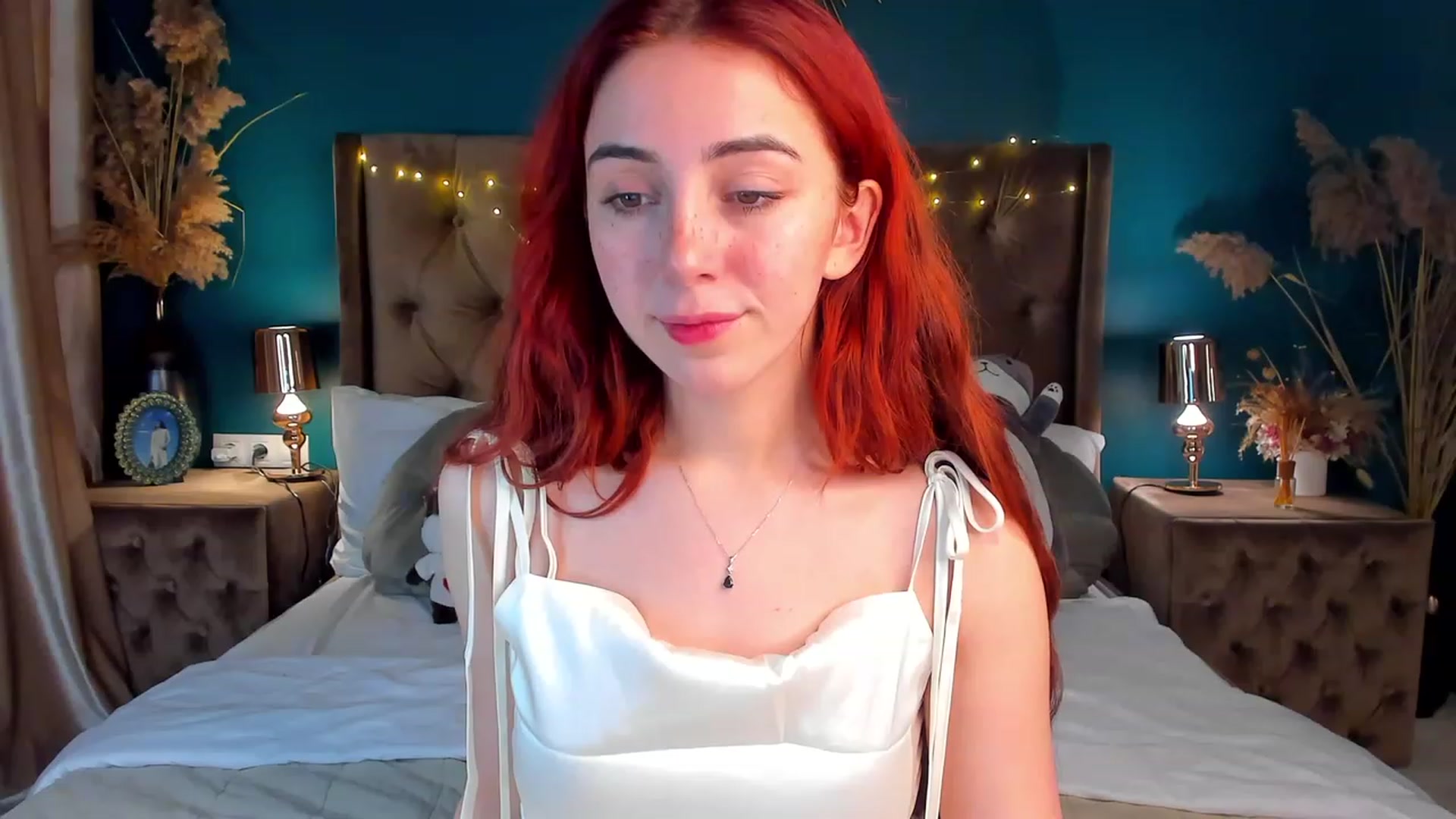 Gallery image thumbnail from ElsaYoung's myfreecams stream on, 02/04/2024, 20:43 image 18 of 20