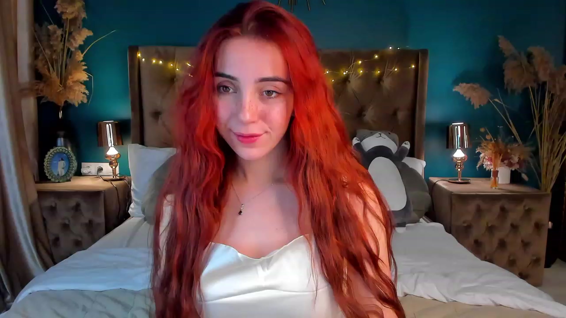 Gallery image thumbnail from ElsaYoung's myfreecams stream on, 02/04/2024, 21:27 image 2 of 20