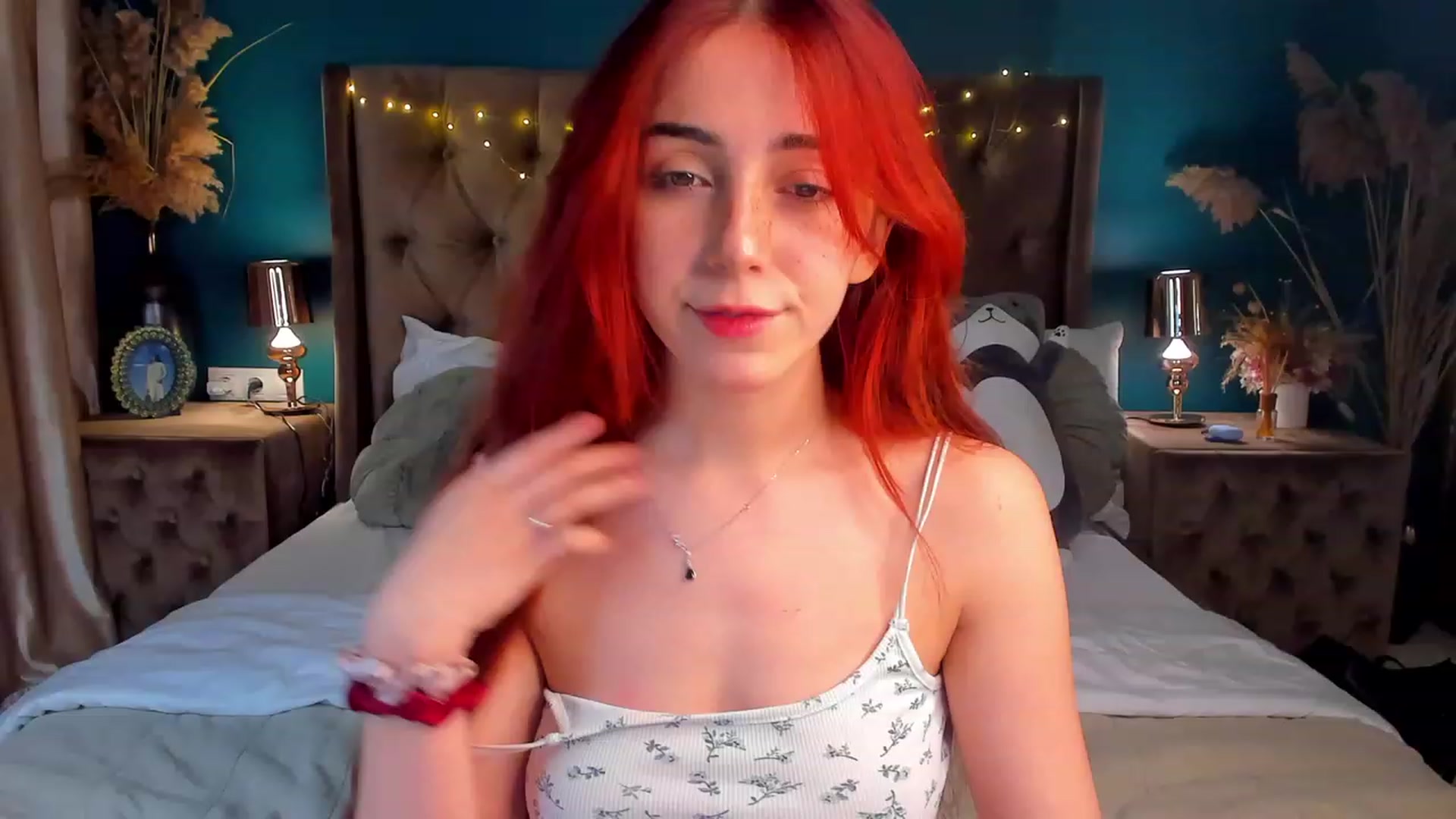Gallery image thumbnail from ElsaYoung's myfreecams stream on, 02/06/2024, 21:00 image 1 of 20