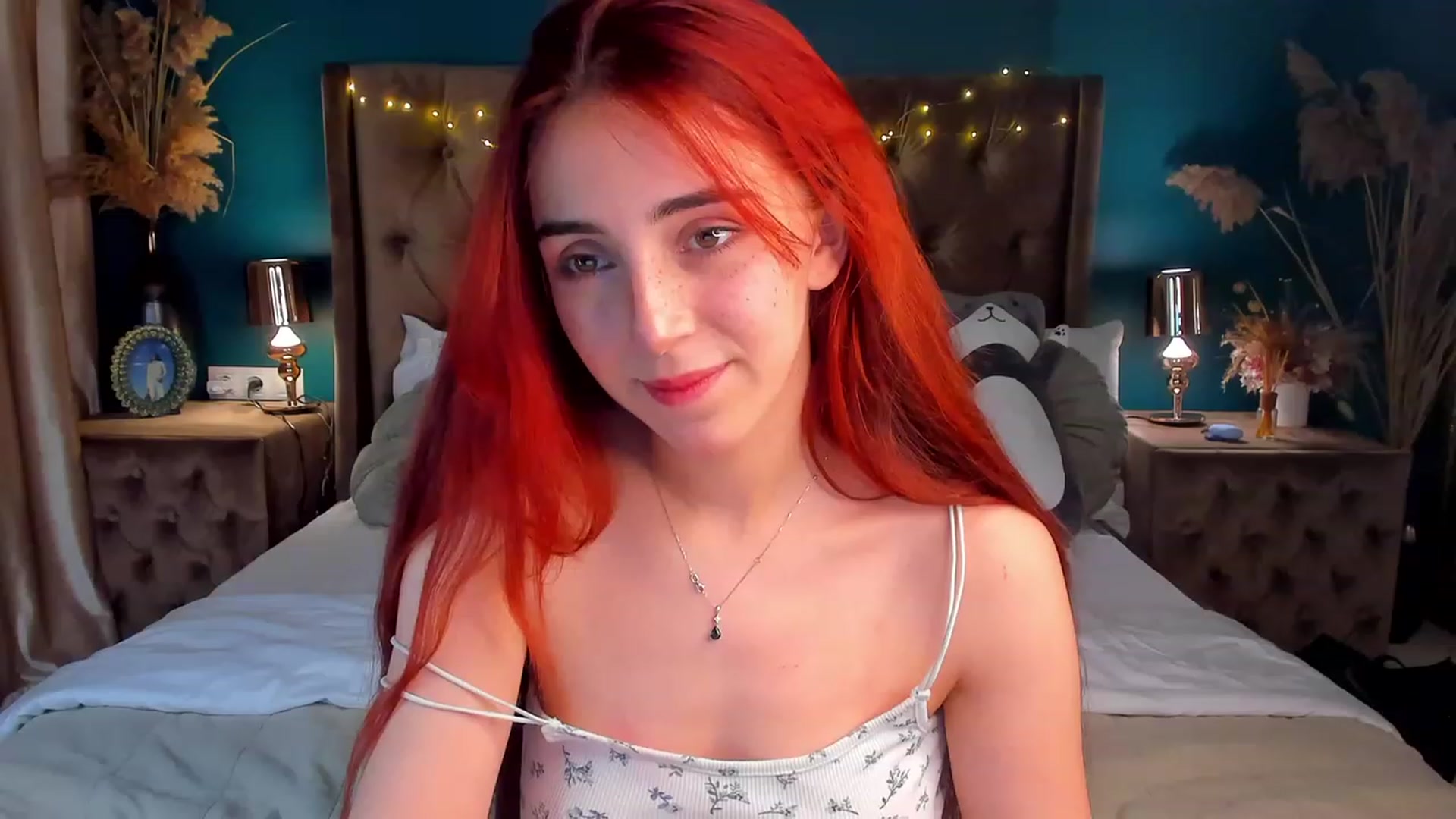 Gallery image thumbnail from ElsaYoung's myfreecams stream on, 02/06/2024, 21:00 image 8 of 20
