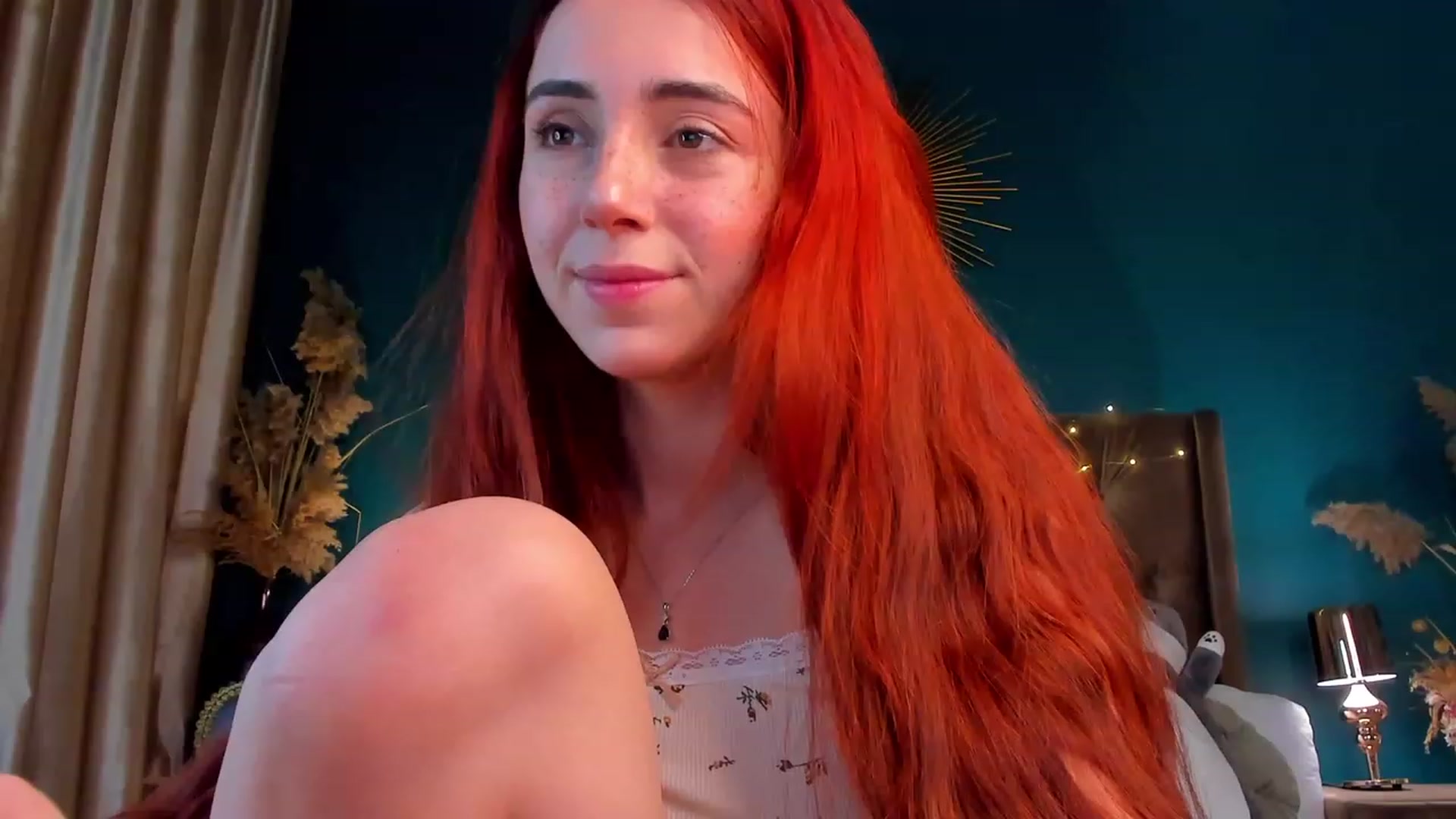 Gallery image thumbnail from ElsaYoung's myfreecams stream on, 02/07/2024, 21:10 image 1 of 20