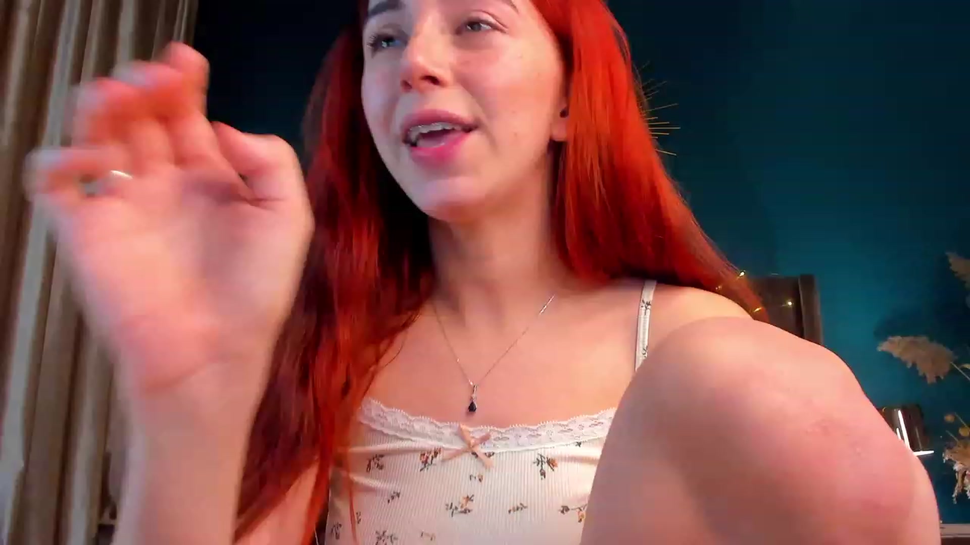 Gallery image thumbnail from ElsaYoung's myfreecams stream on, 02/07/2024, 21:10 image 13 of 20