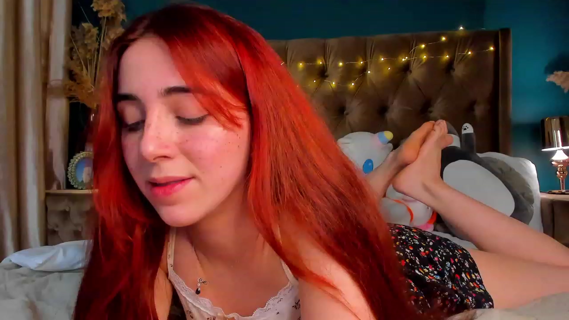 Gallery image thumbnail from ElsaYoung's myfreecams stream on, 02/08/2024, 24:16 image 9 of 20
