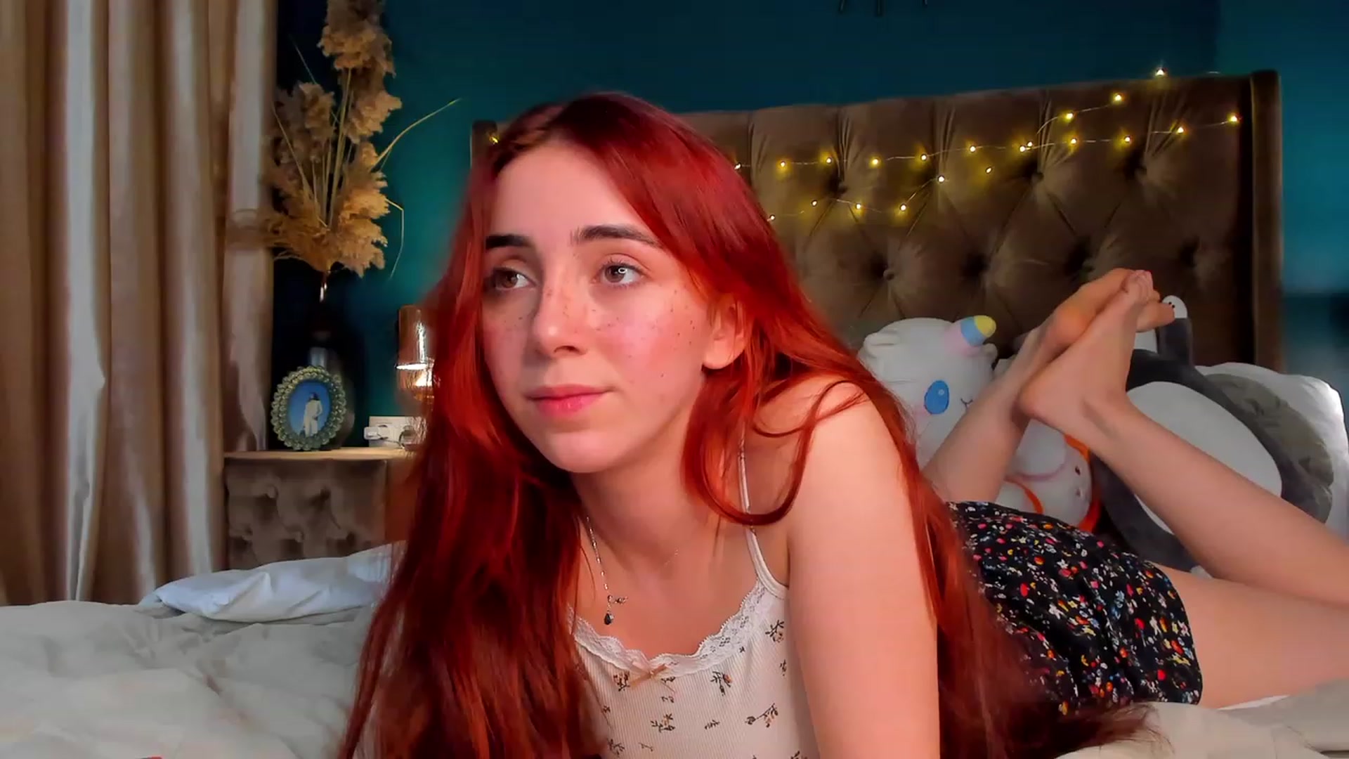 Gallery image thumbnail from ElsaYoung's myfreecams stream on, 02/08/2024, 24:16 image 6 of 20