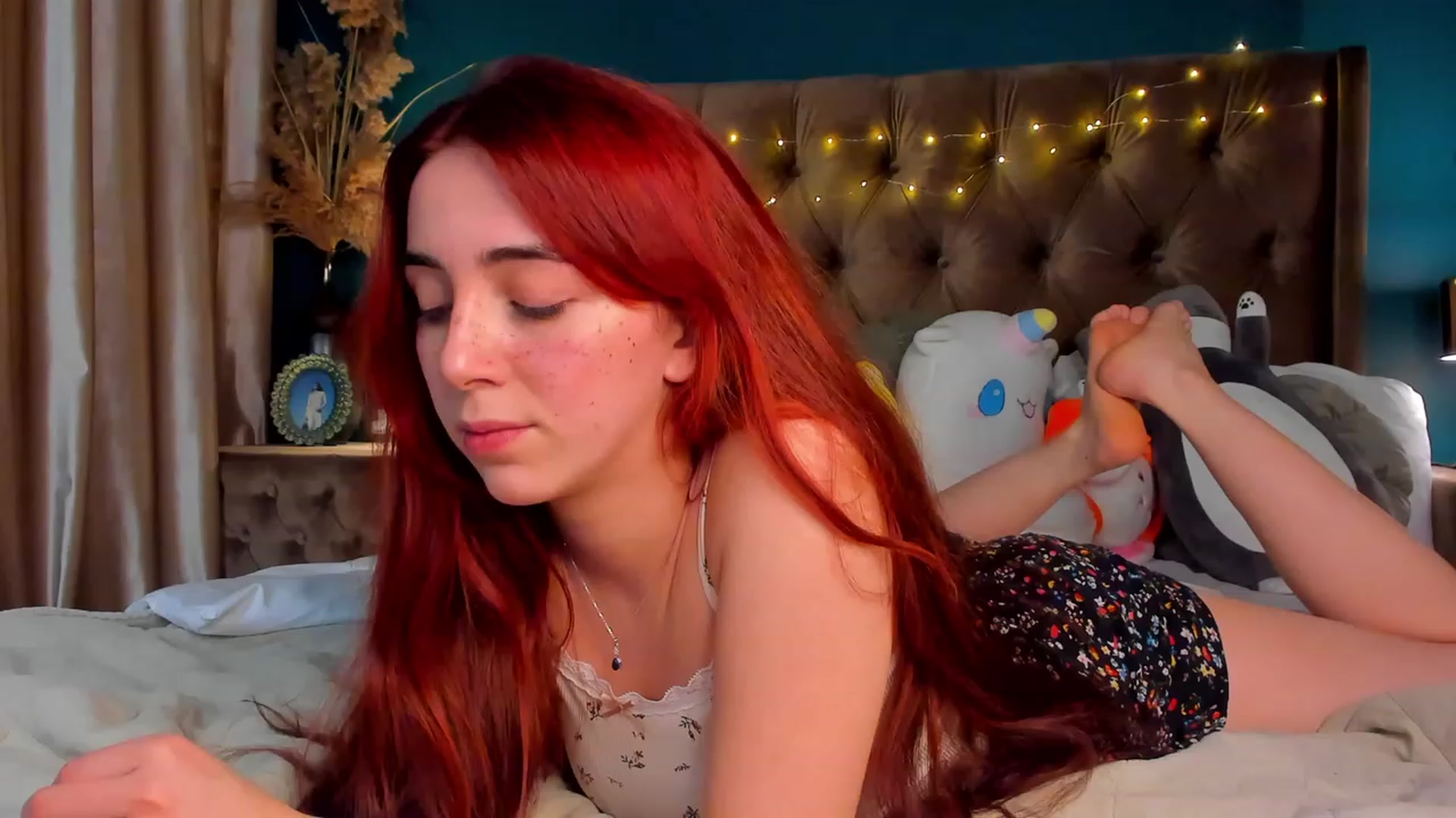 Gallery image thumbnail from ElsaYoung's myfreecams stream on, 02/08/2024, 01:00 image 3 of 20