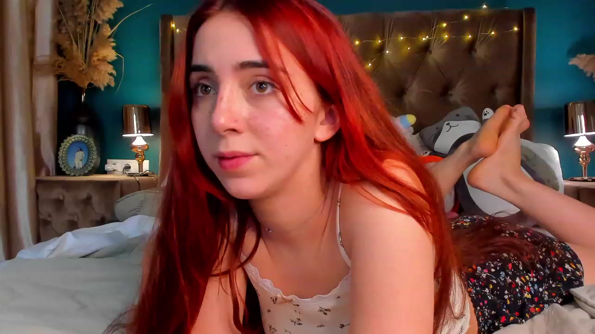 Gallery image thumbnail from ElsaYoung's myfreecams stream on, 02/08/2024, 02:09 image 6 of 20