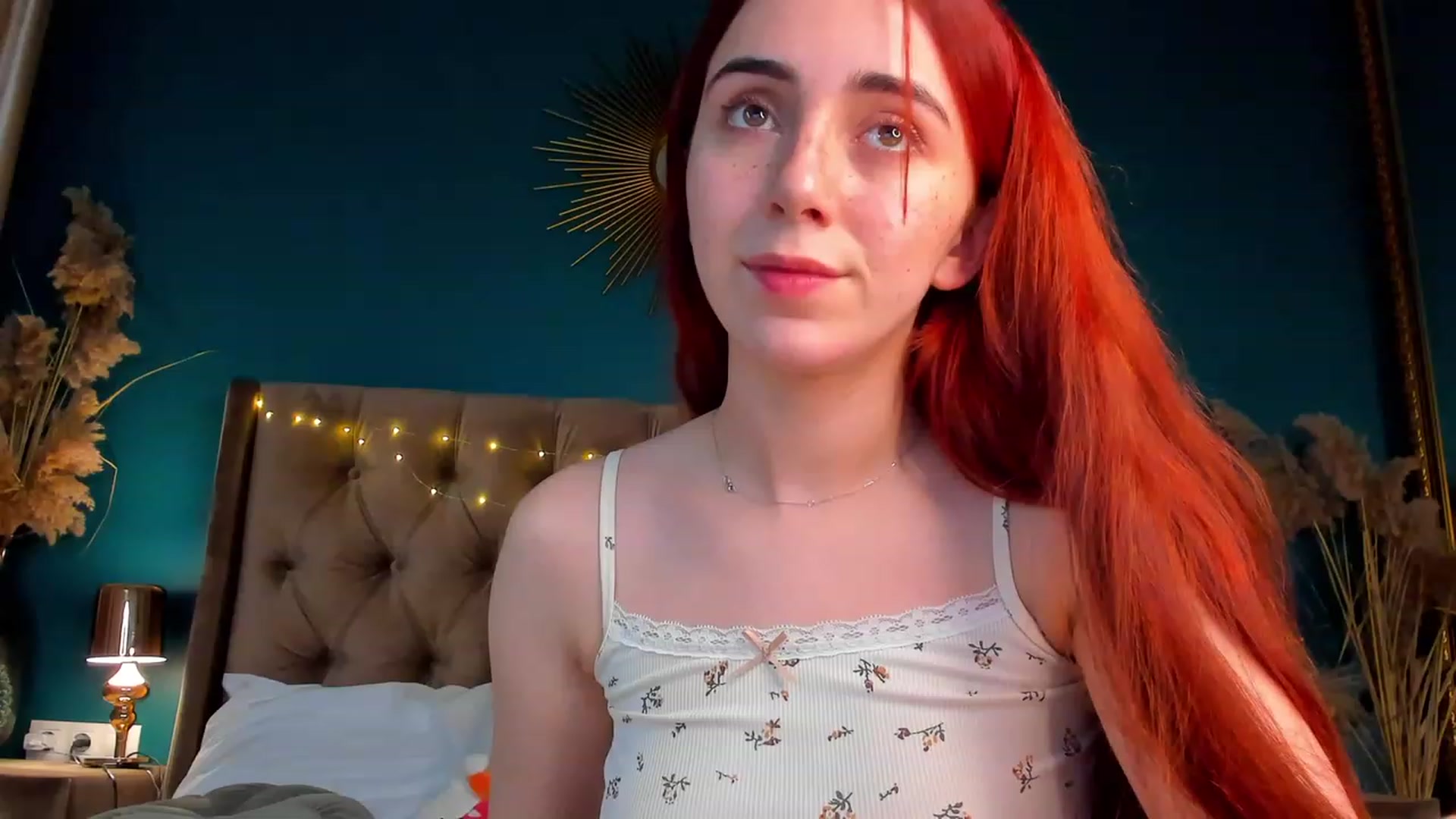 Gallery image thumbnail from ElsaYoung's myfreecams stream on, 02/08/2024, 03:37 image 3 of 20