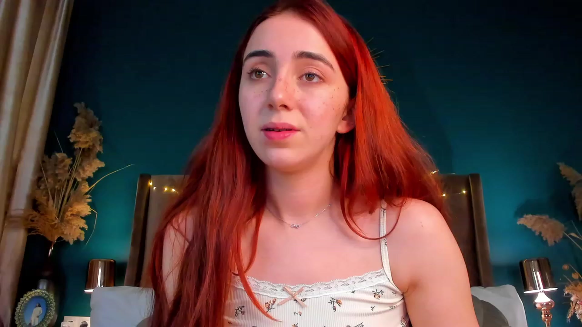 Gallery image thumbnail from ElsaYoung's myfreecams stream on, 02/08/2024, 05:15 image 6 of 20