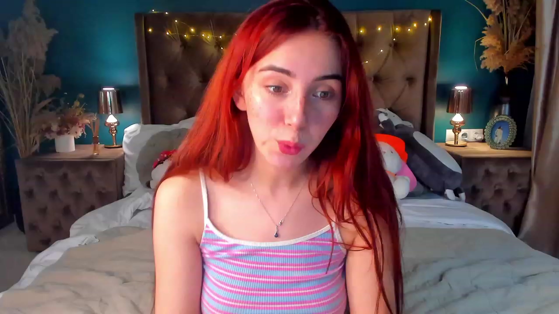 Gallery image thumbnail from ElsaYoung's myfreecams stream on, 02/08/2024, 15:59 image 7 of 20