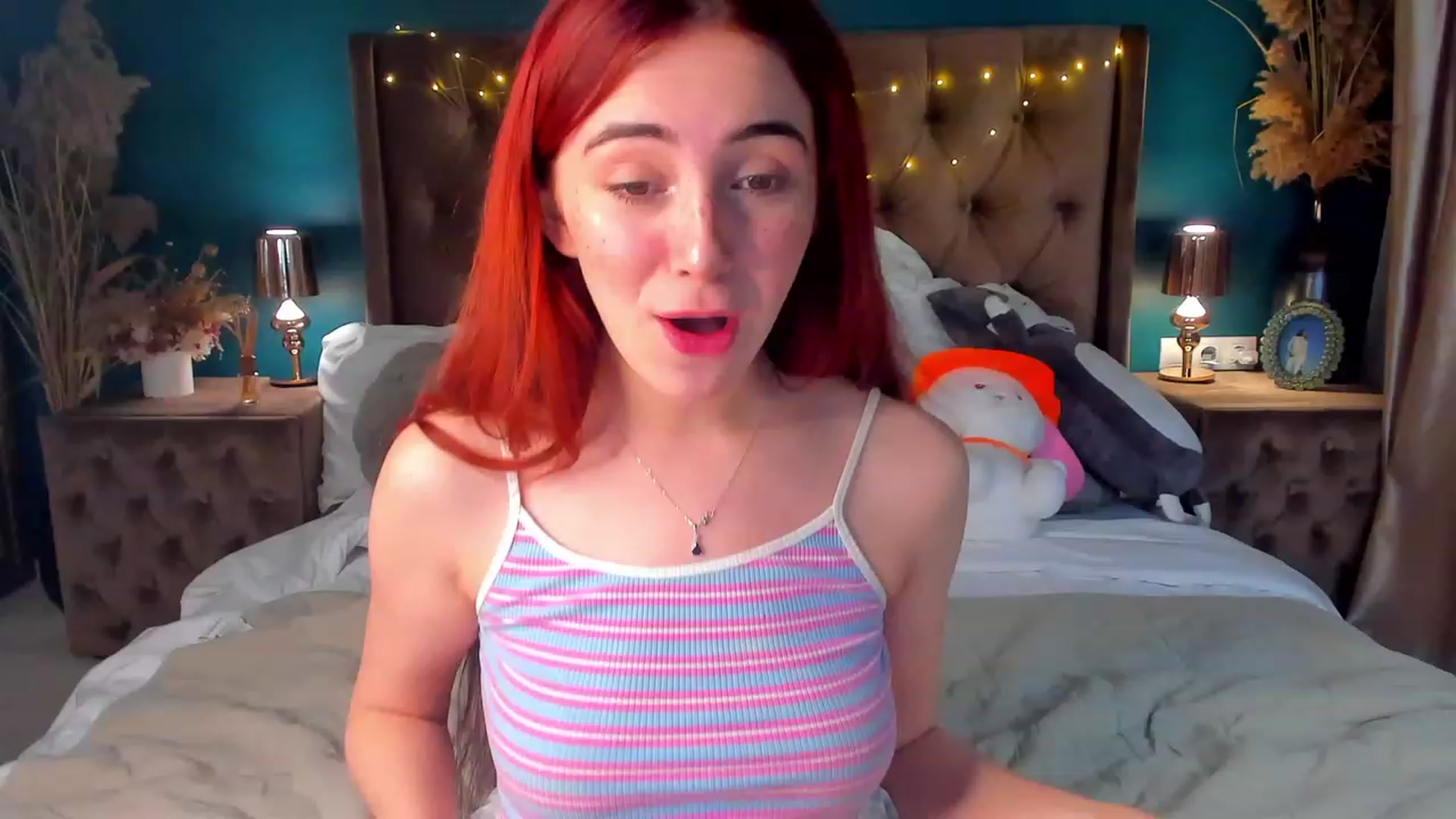 Gallery image thumbnail from ElsaYoung's myfreecams stream on, 02/08/2024, 15:59 image 3 of 20