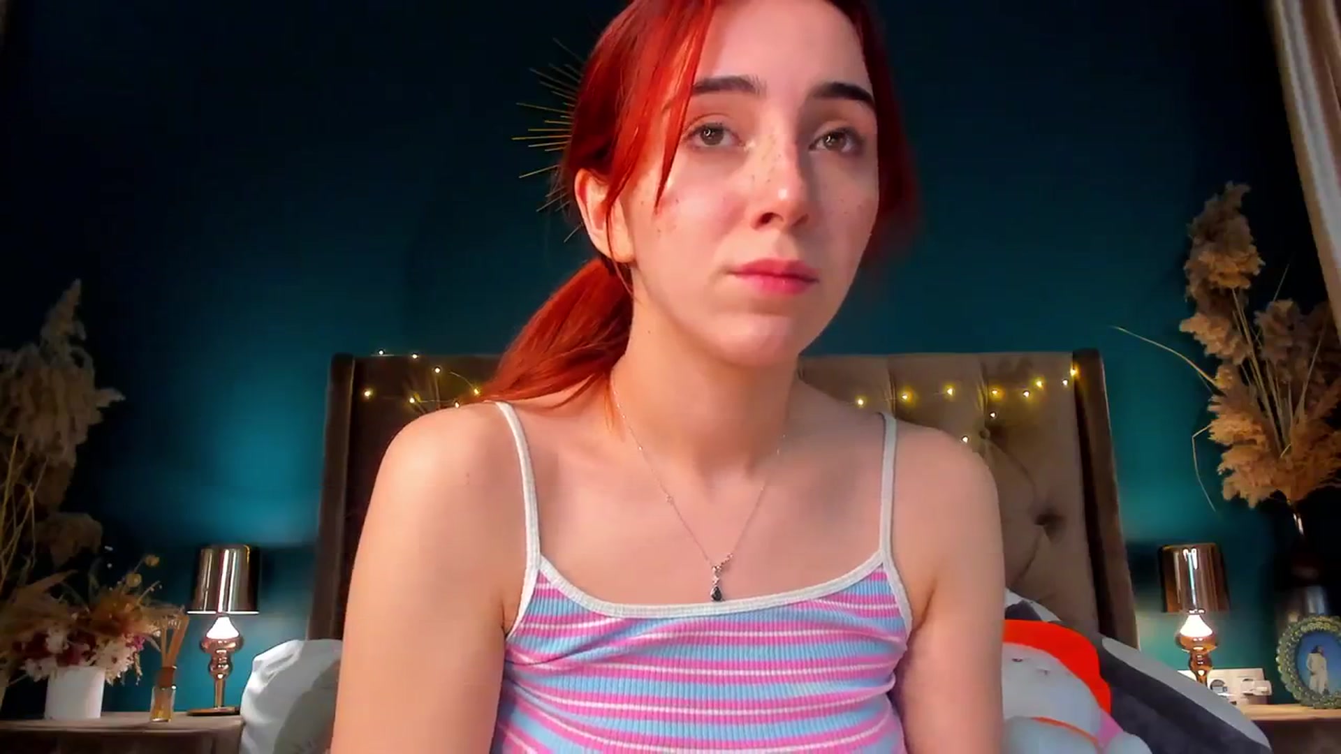 Gallery image thumbnail from ElsaYoung's myfreecams stream on, 02/08/2024, 16:19 image 20 of 20