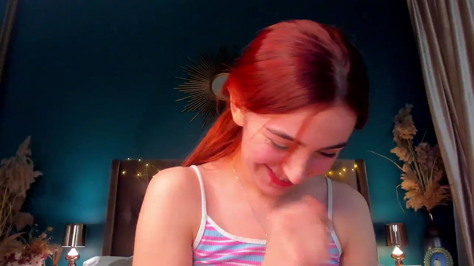 Gallery image thumbnail from ElsaYoung's myfreecams stream on, 02/08/2024, 19:40 image 20 of 20