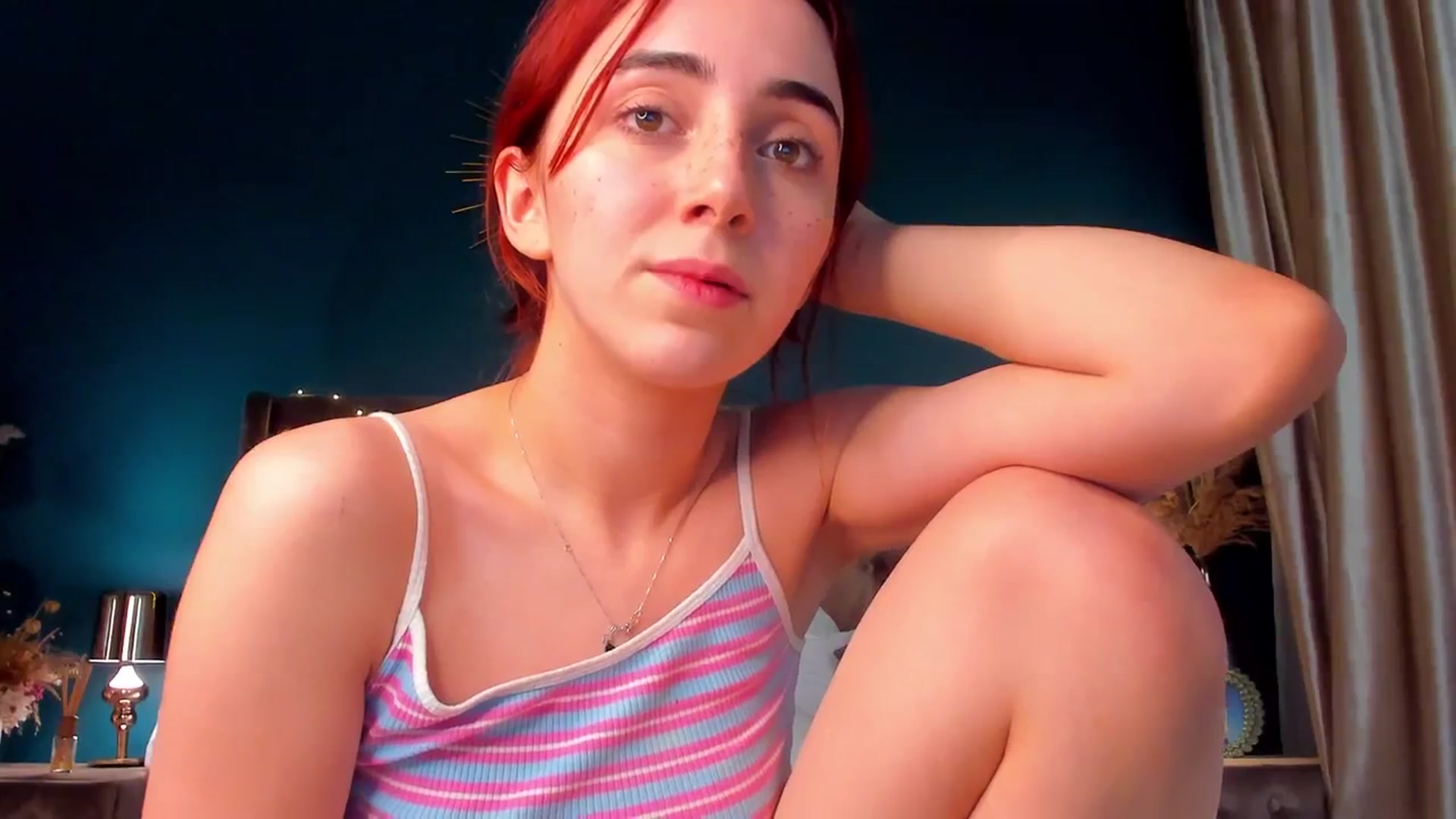 Gallery image thumbnail from ElsaYoung's myfreecams stream on, 02/08/2024, 19:40 image 6 of 20